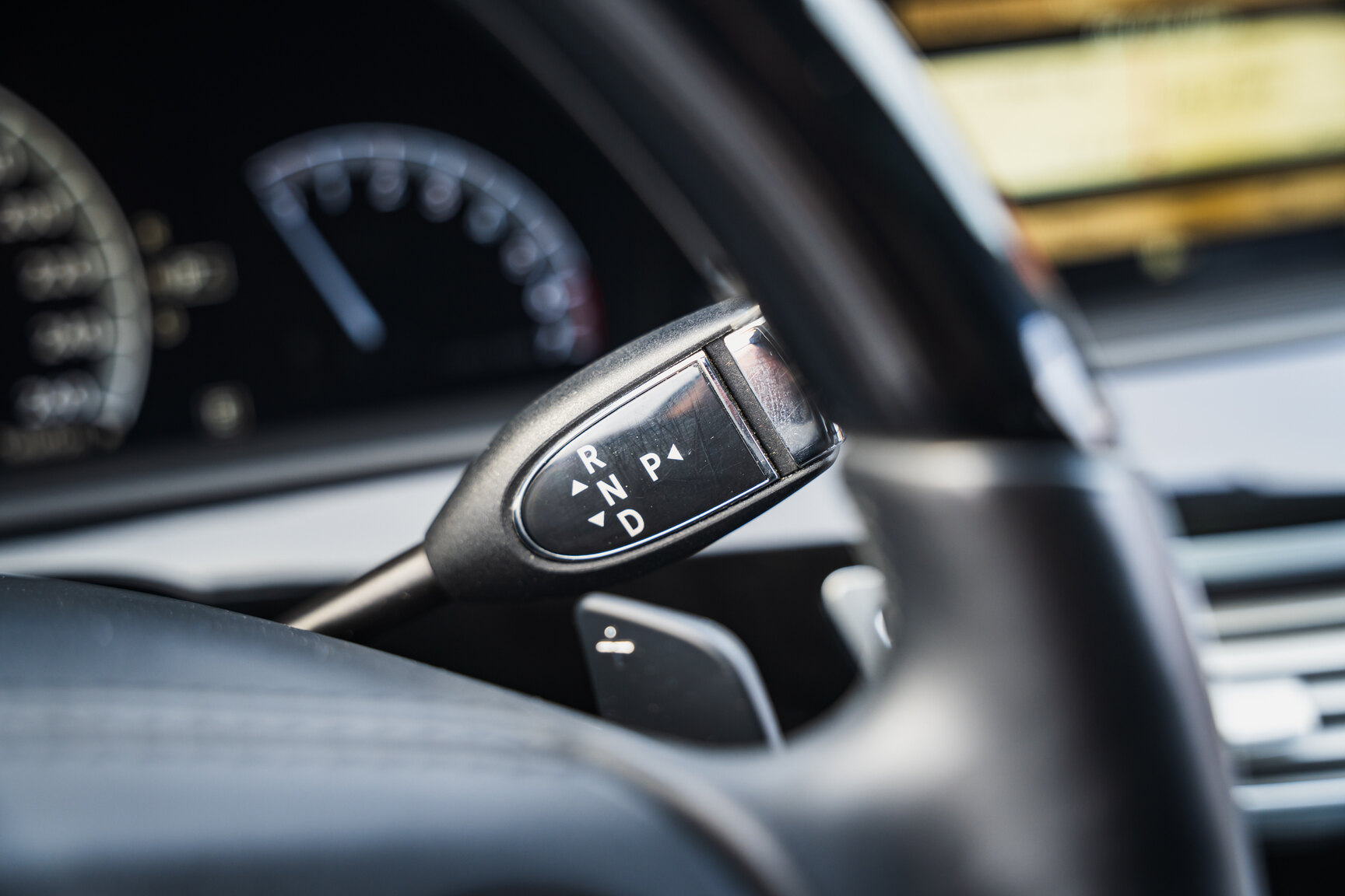Interior image of 2011 Mercedes-Benz S600