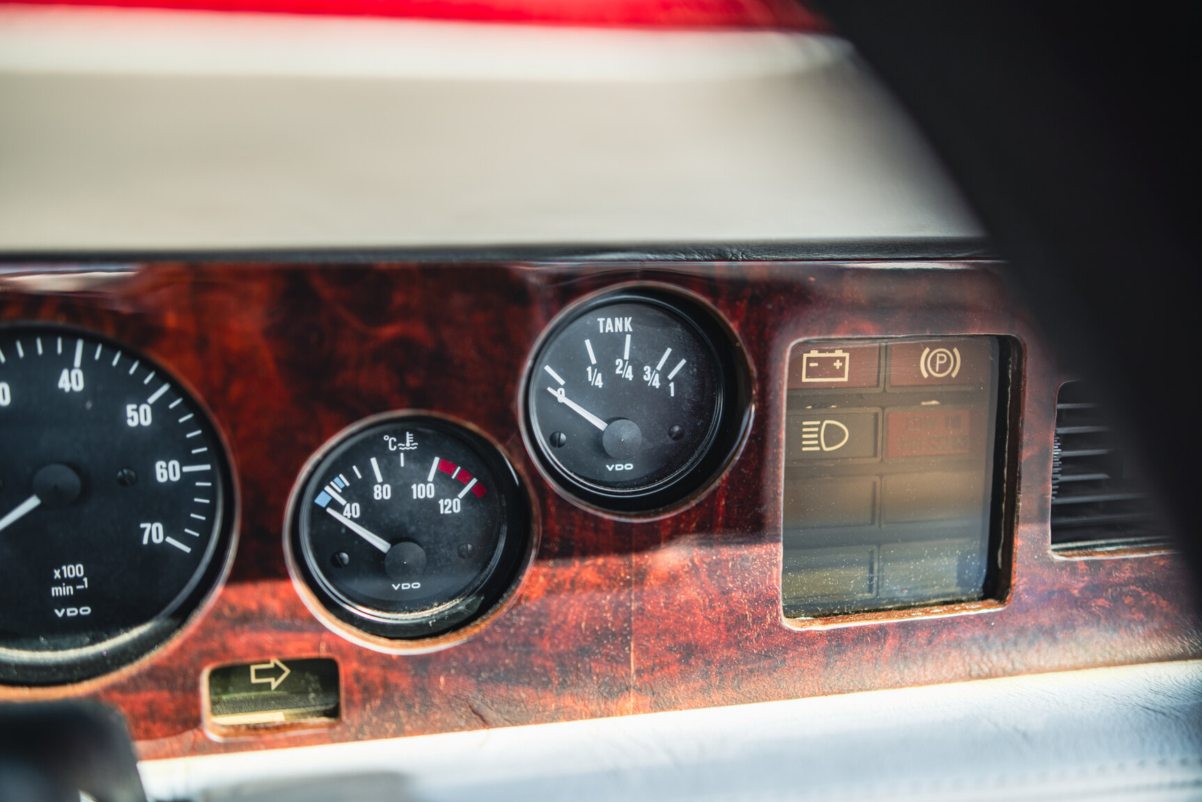 Interiörbild 1985 TVR 350i Cabriolet 3.5 V8