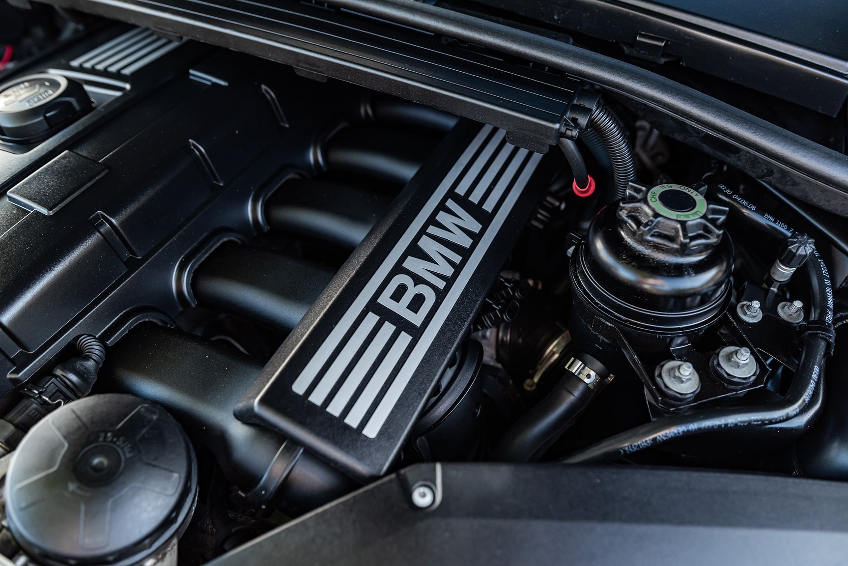 Image of 2009 BMW 325Xi mechanics