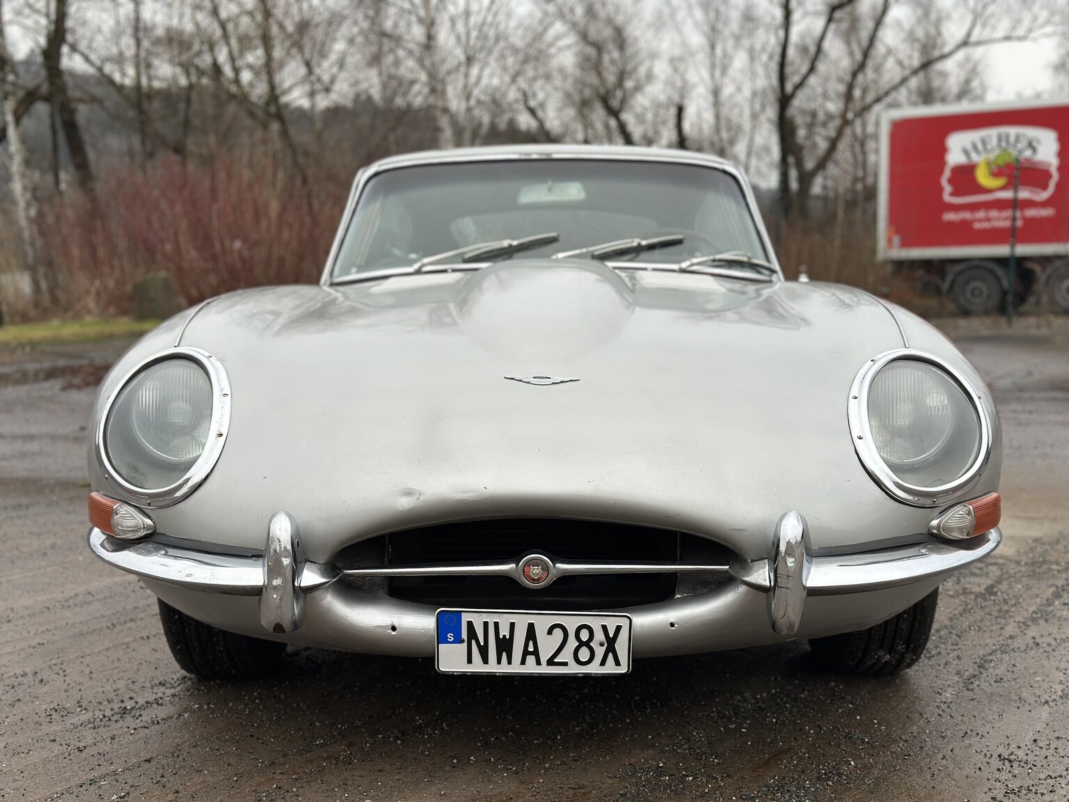 Exterior image of 1962 Jaguar E-Type 3.8 Series I