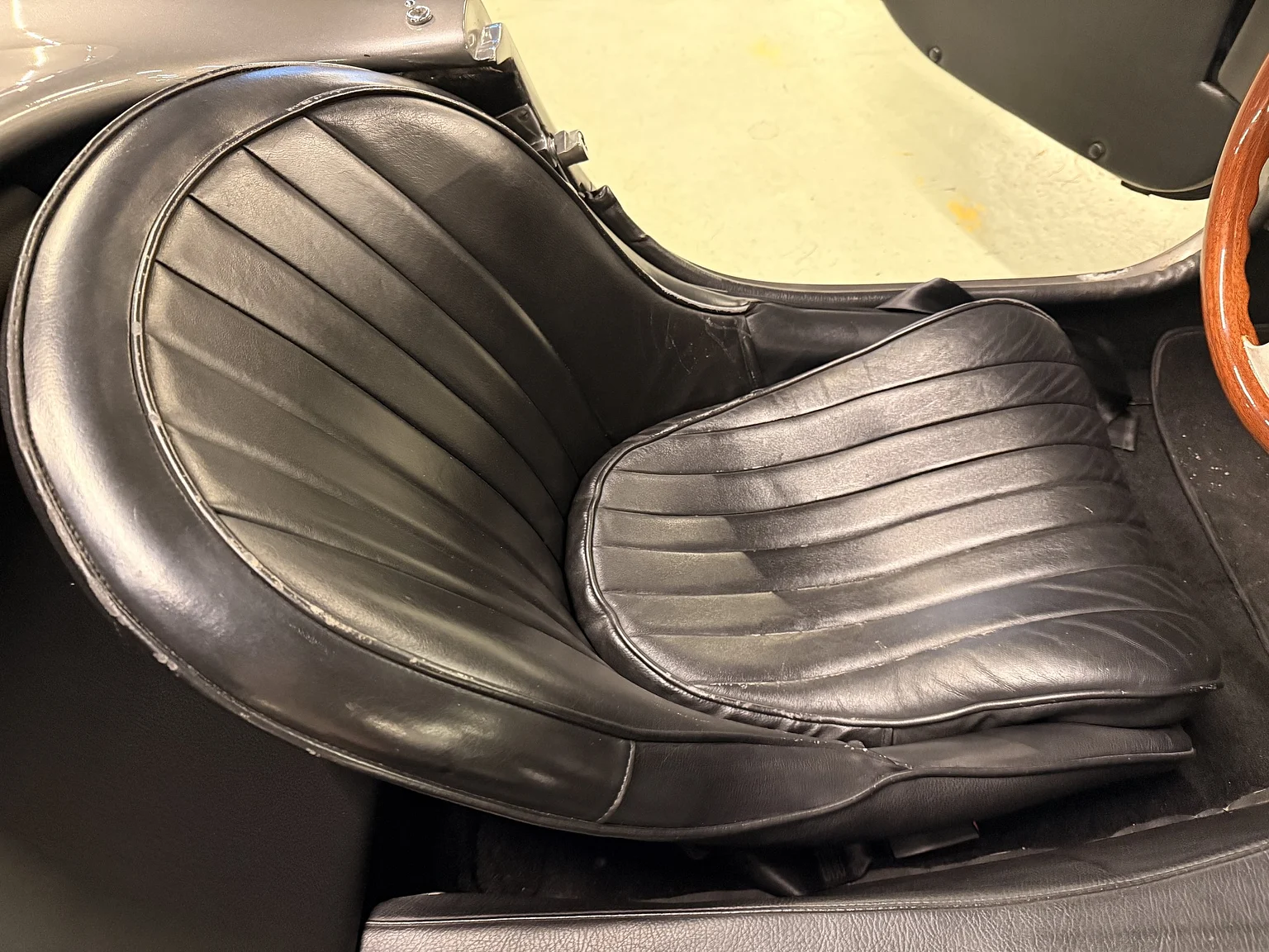 Innenraumfoto von 2018 Superformance Cobra (11)