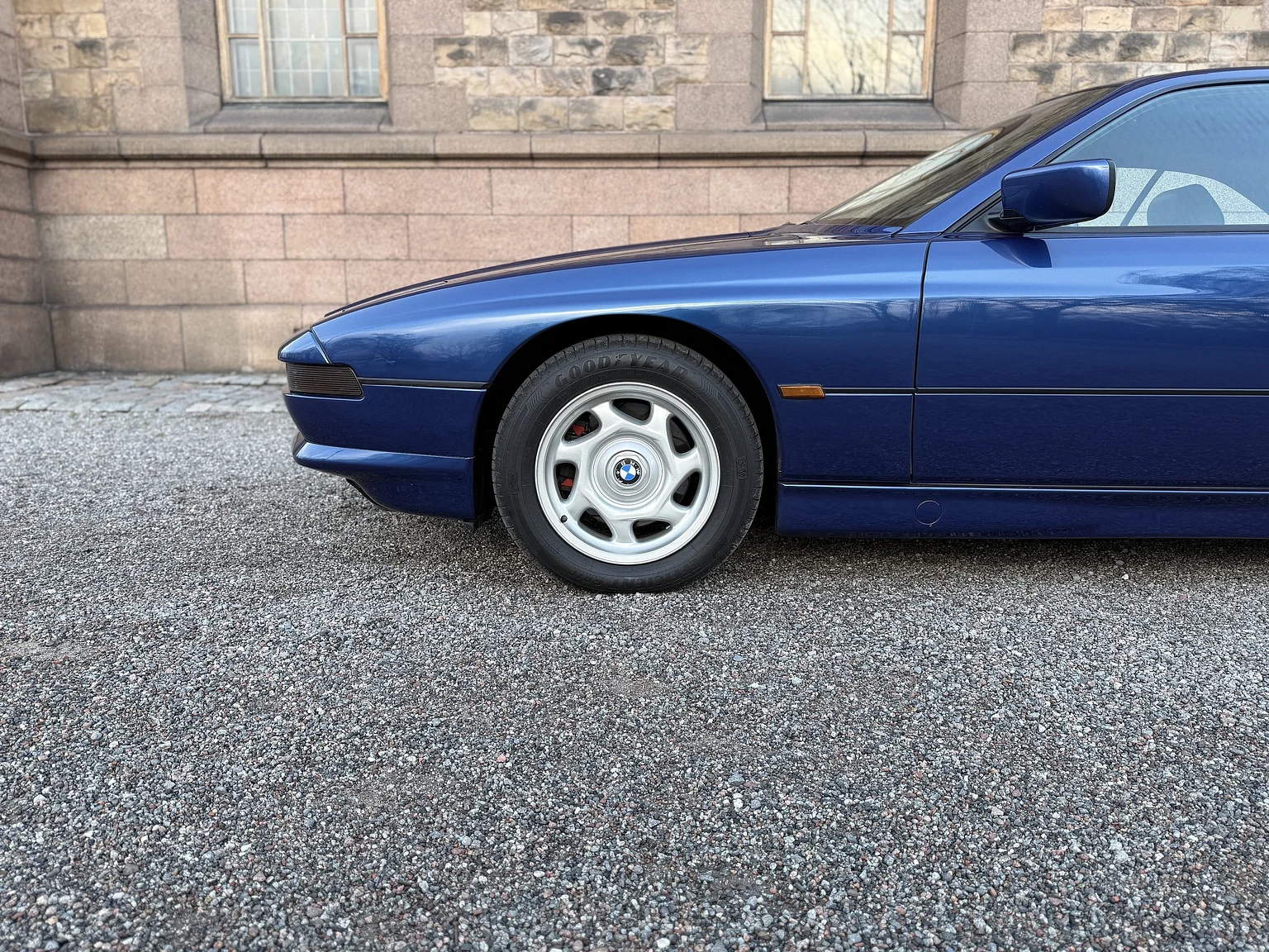 Exteriörbild på 1992 BMW 850iA - No Reserve (12)