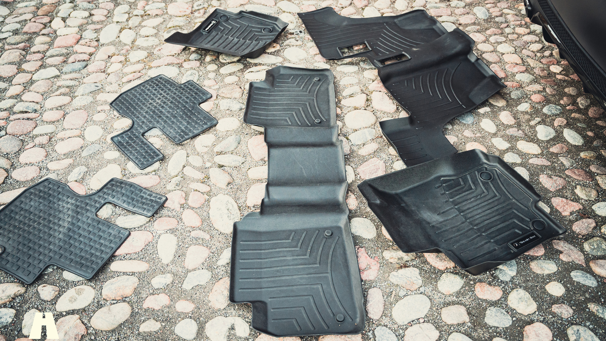 Innenraumfoto von 2017 Mercedes-Benz GLS 63 AMG (108)