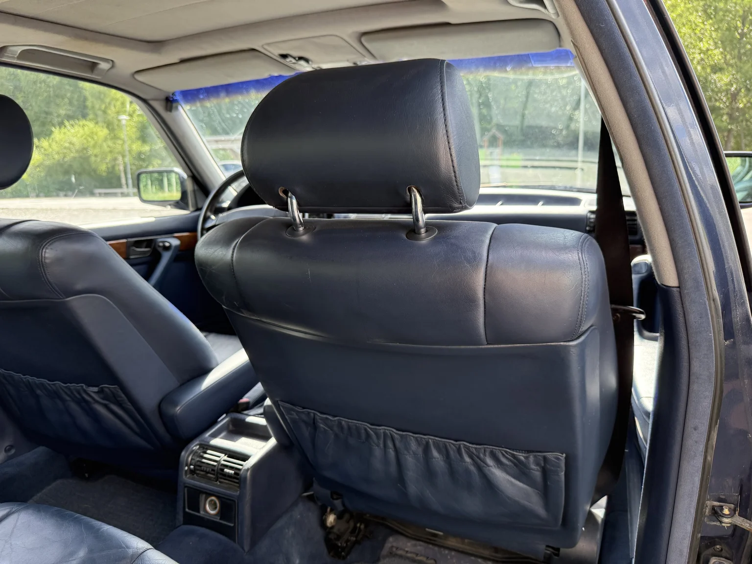 Innenraumfoto von 1990 BMW 750i (84)