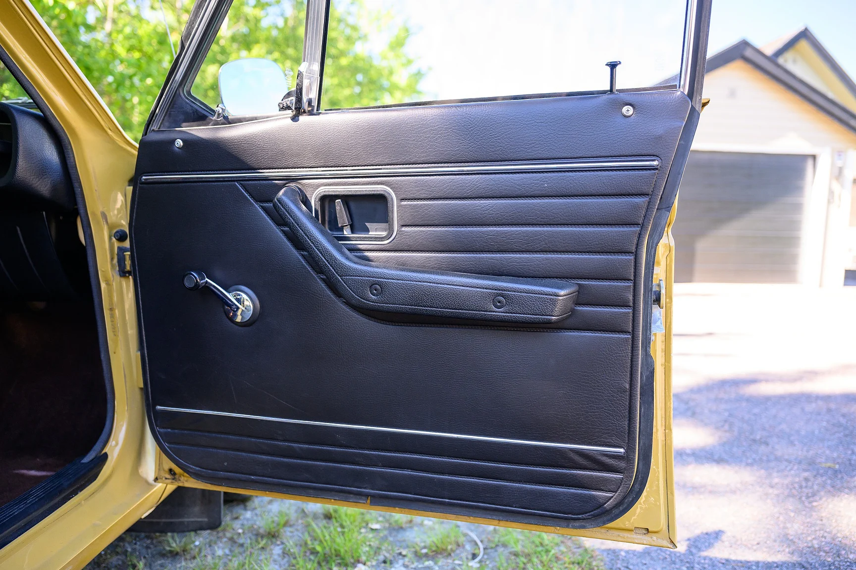 Interiörbild 1971 Volvo 144 2.0 Automatic (46)