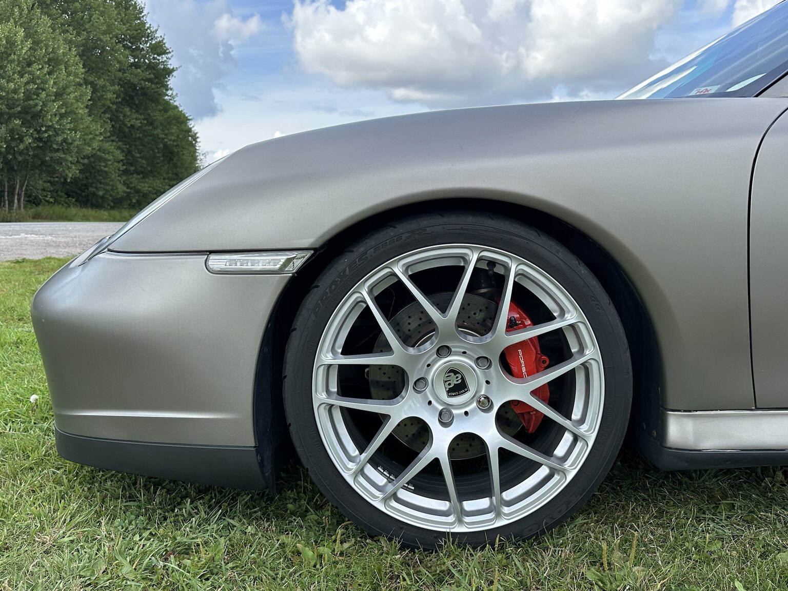 Exterior image of 2002 Porsche 996 Turbo