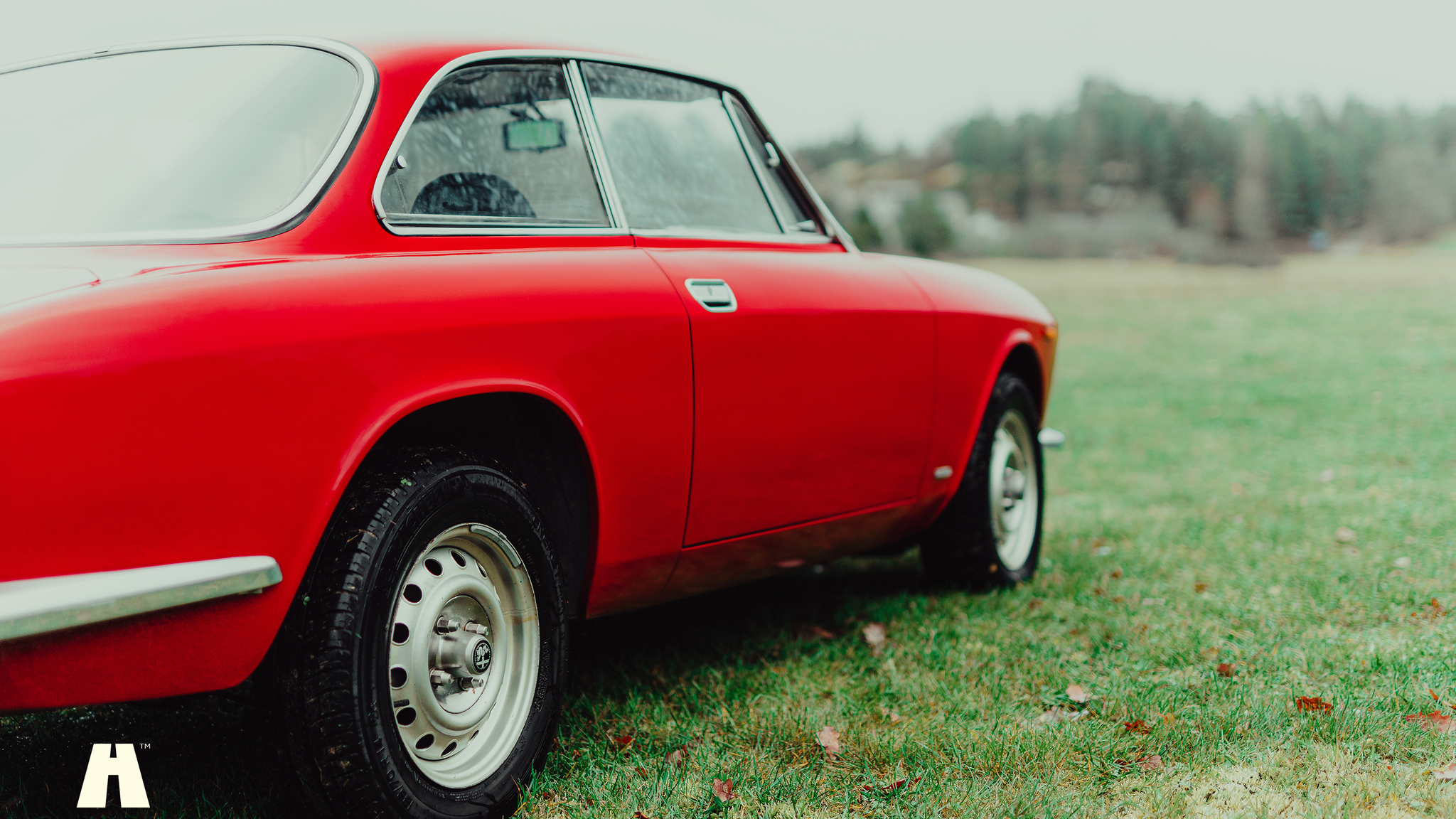 Exterior image of 1972 Alfa Romeo Giulia GT 1300 Junior