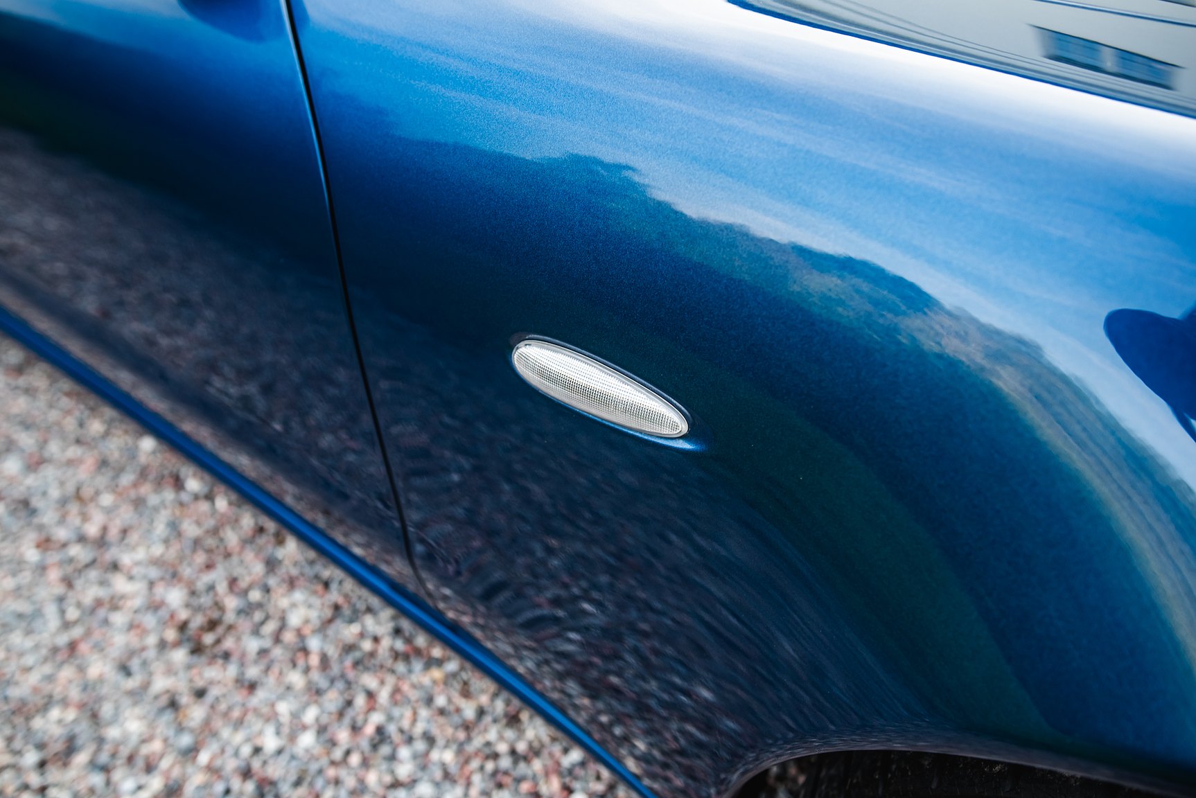 Exterior image of 2000 Maserati 3200 GT