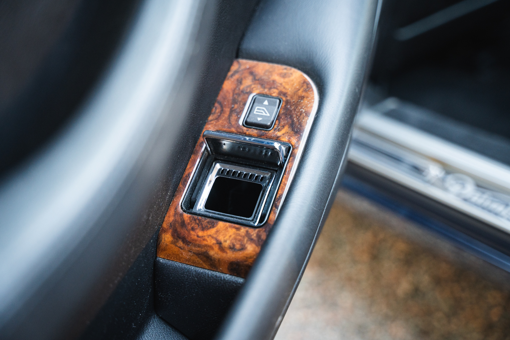 Interior image of 1995 Jaguar XJ Double SIX