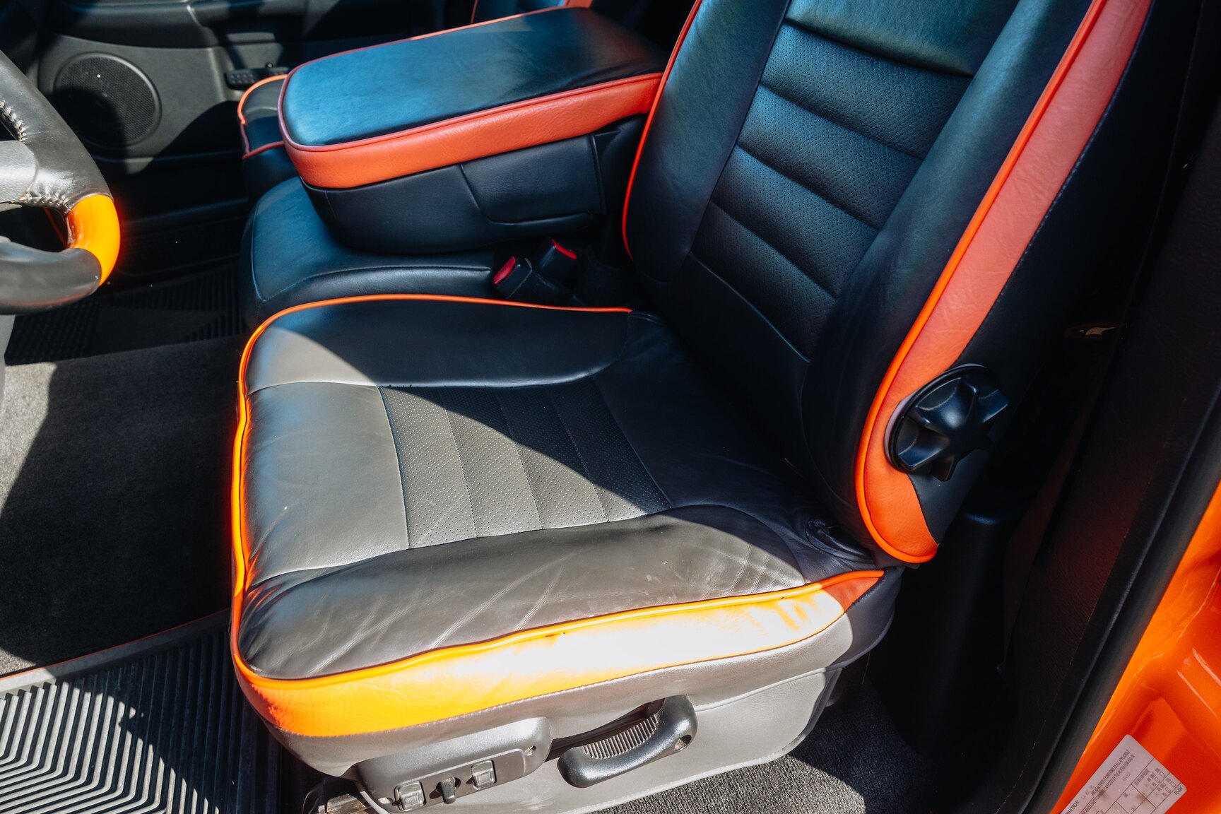 Interior image of 2004 Dodge Ram HEMI GTX 