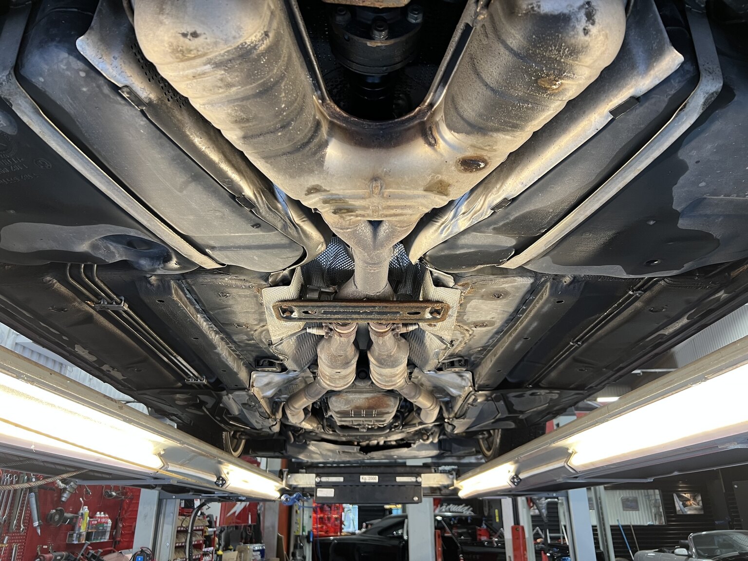 2003 BMW 540i Touring, Mekanik