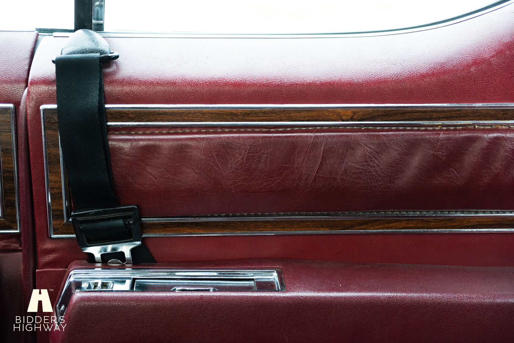 Innenraumfoto von 1973 Buick Electra Custom 2D HT Coupe