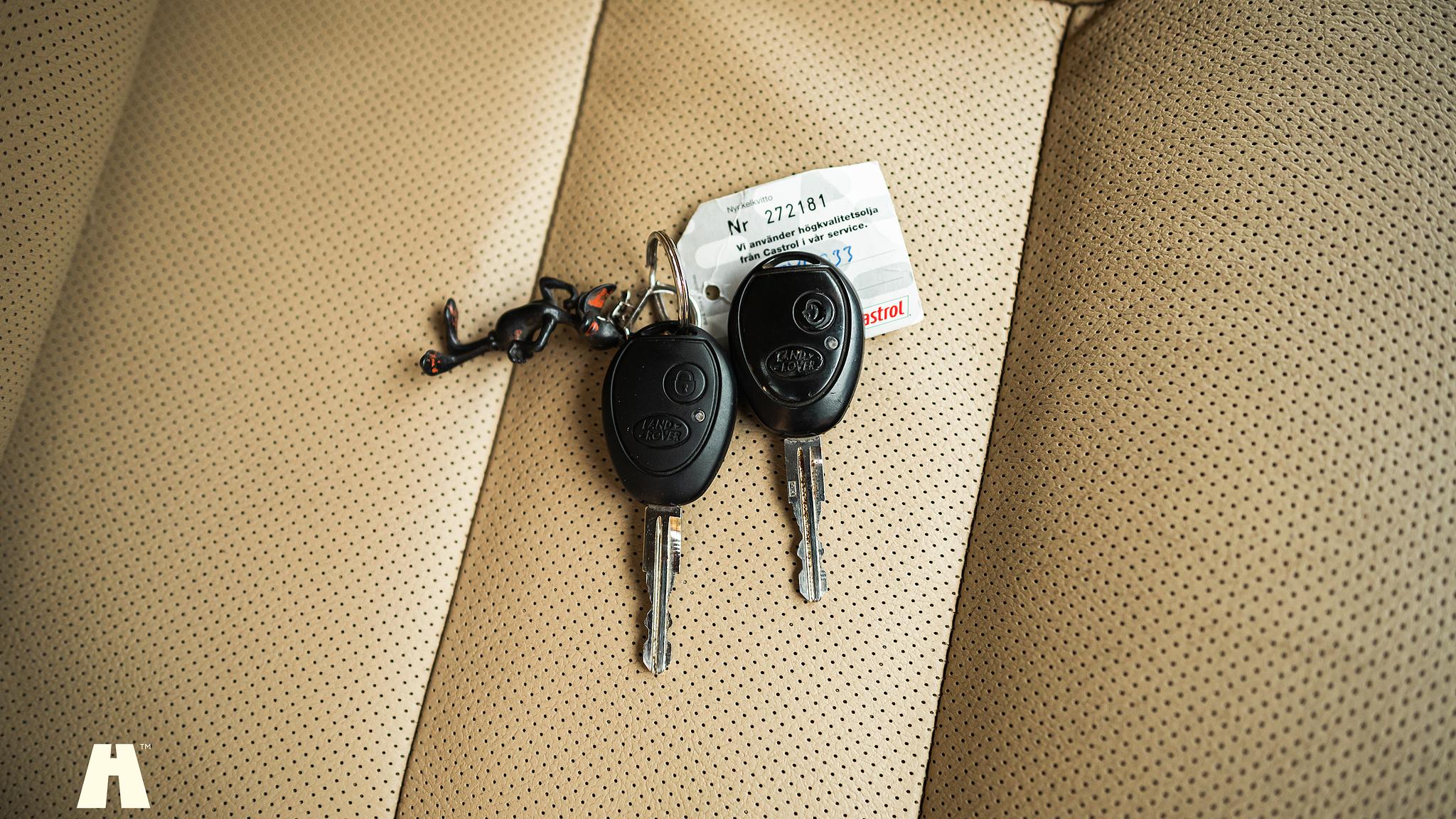 Documentation for 2003 Land Rover Discovery II, 2003