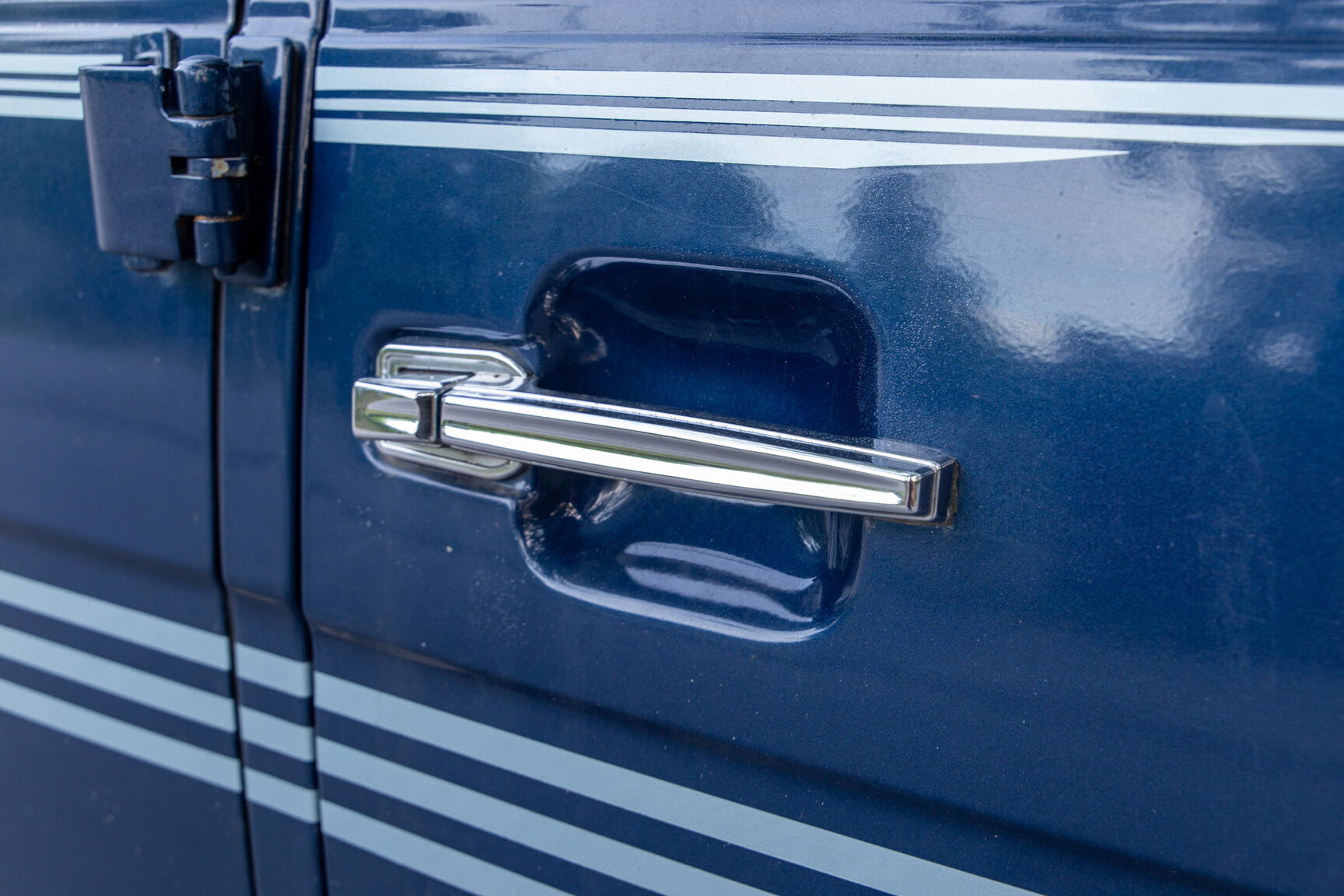 Exteriörbild på 1989 Chevrolet G20 Conversion Van