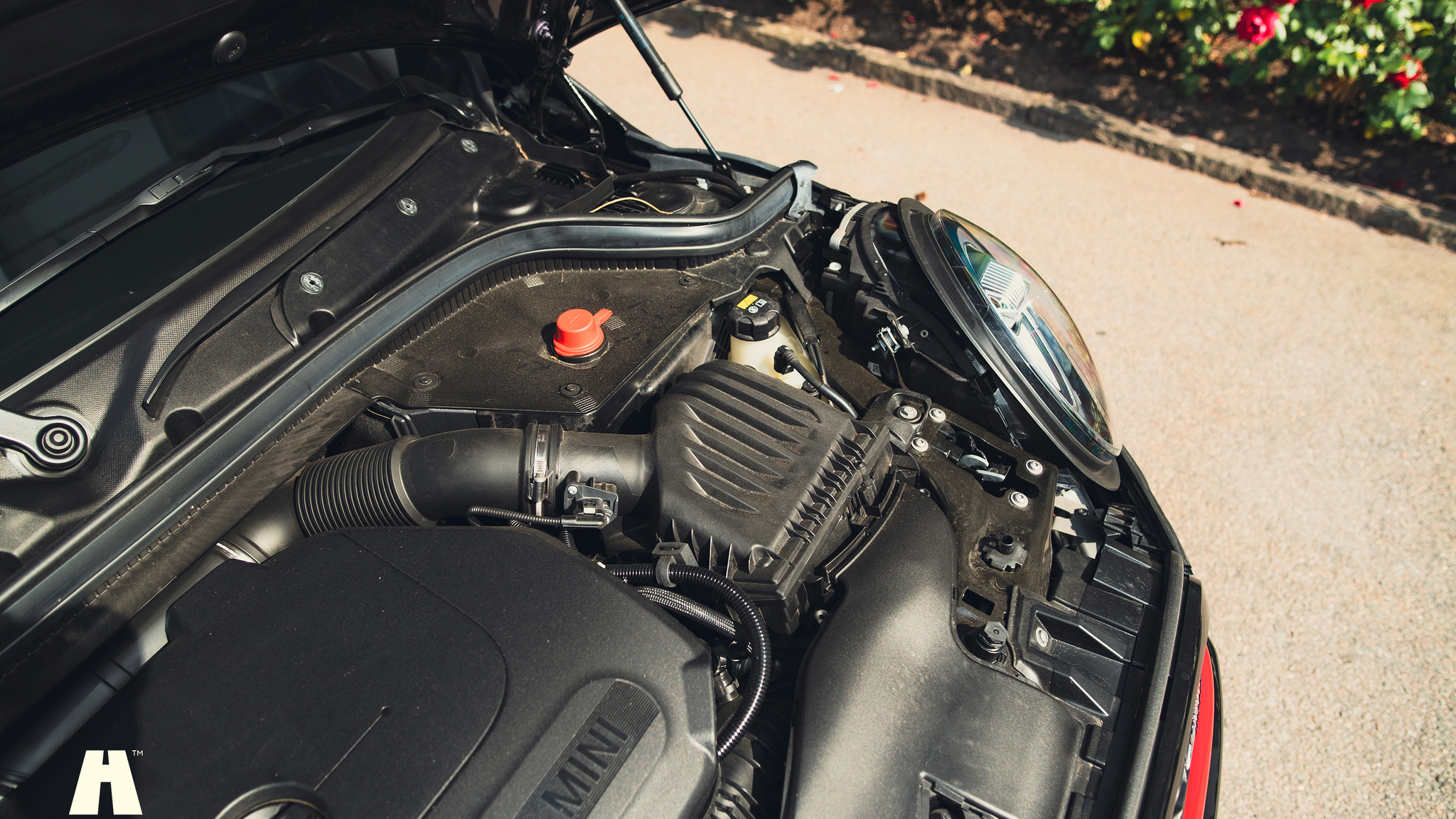 Image of 2021 Mini John Cooper Works Cabriolet  mechanics (8)