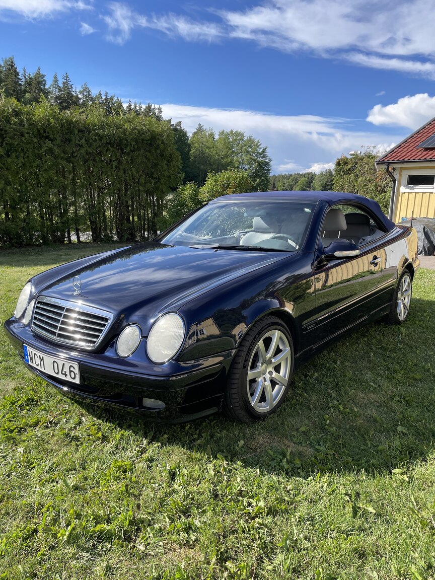 Exteriörbild på 2001 Mercedes-Benz CLK 230 Kompressor