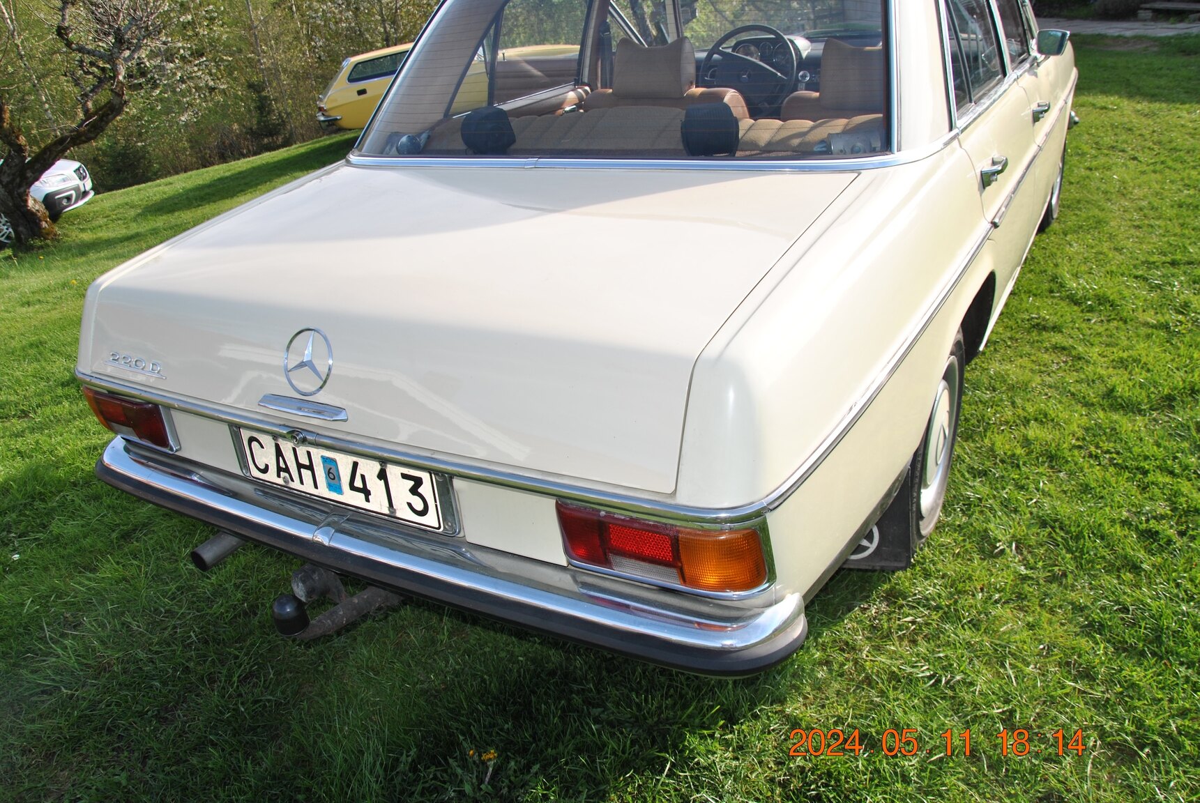 Exteriörbild på 1971 Mercedes-Benz 220D