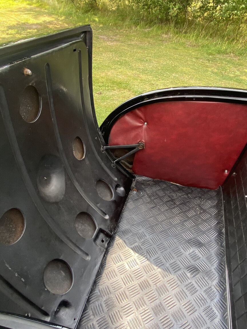 Aussenfoto 1932 Ford 32 deuce sport coupé (Hot Rod)