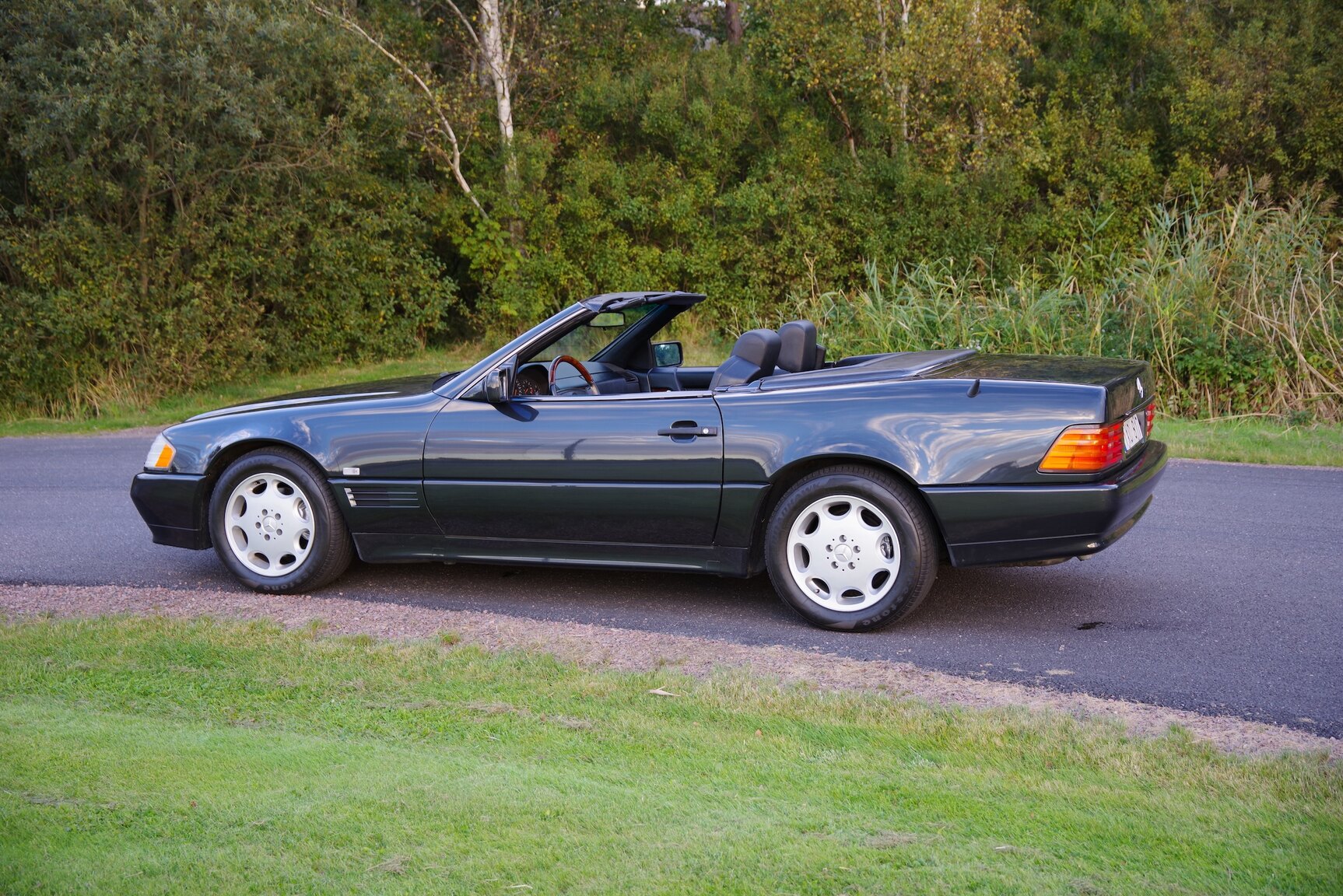 Exteriörbild på 1992 Mercedes-Benz 300 SL-24