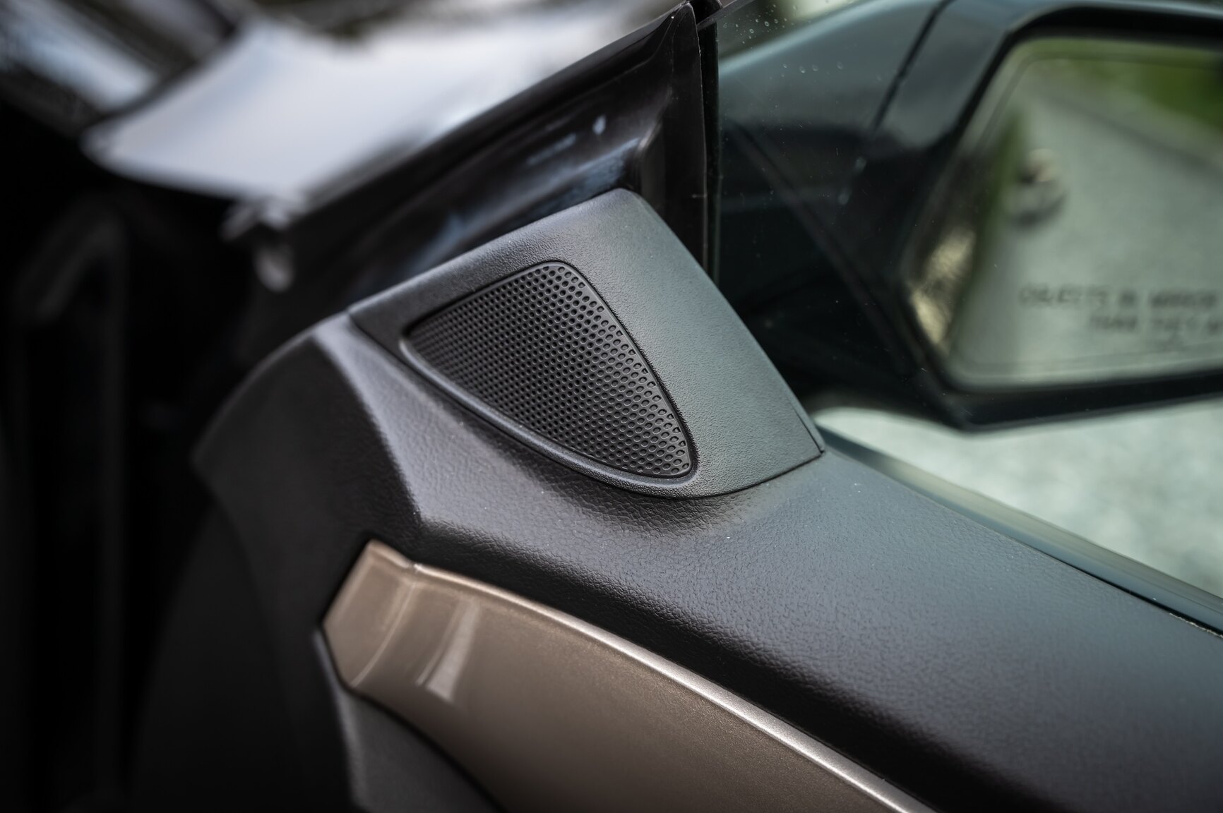 Innenraumfoto von 2010 Chevrolet Camaro SS (68)