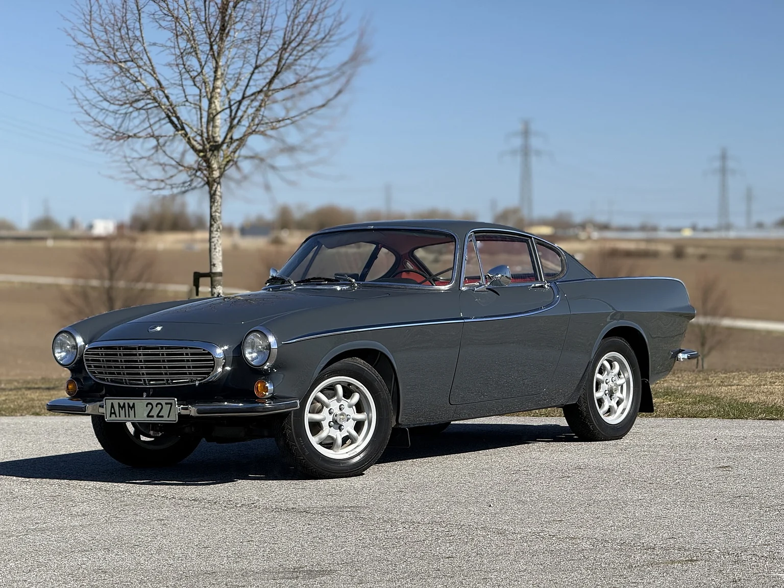 Exterior image of 1966 Volvo P 1800S (35)