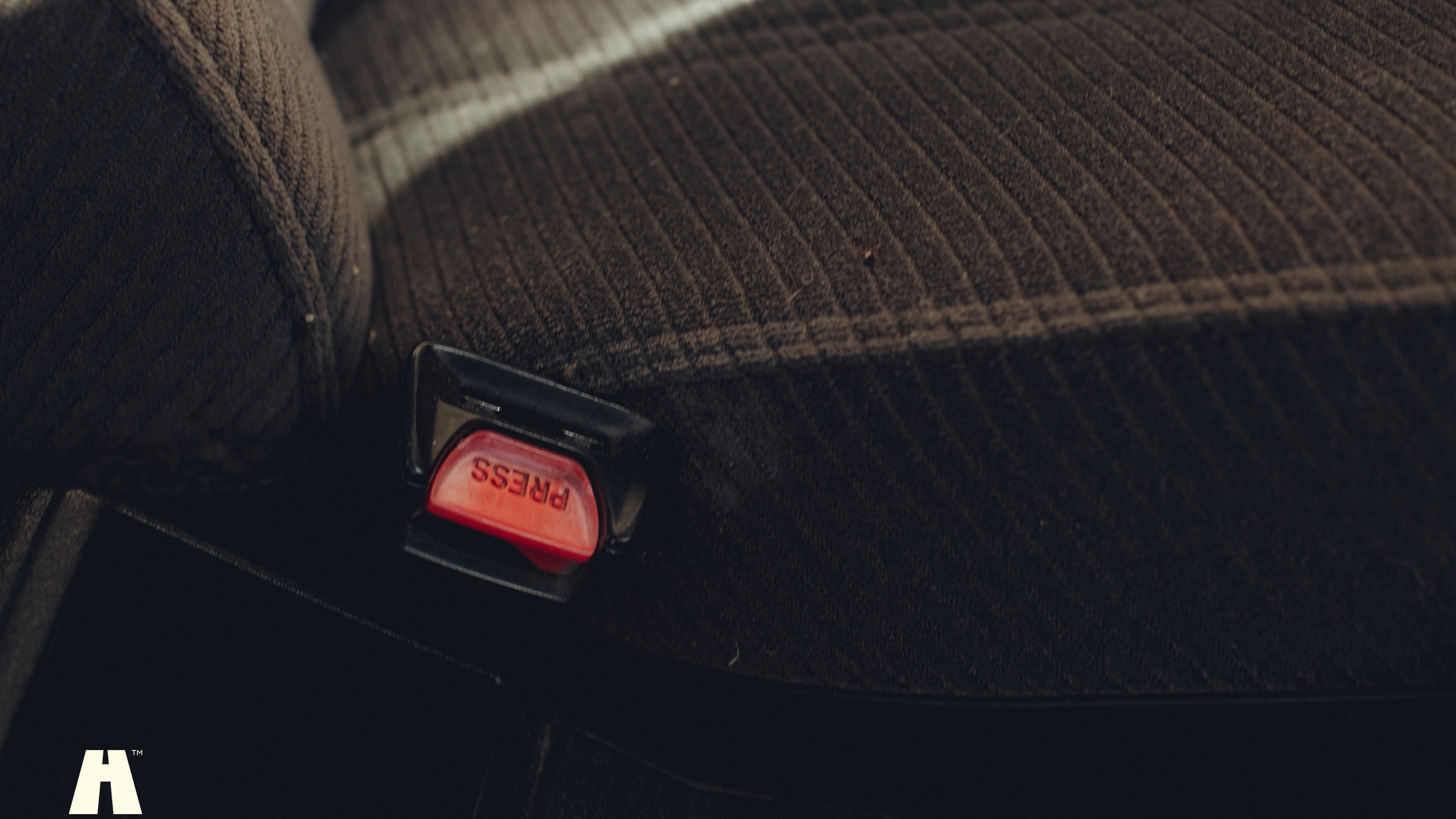 Innenraumfoto von 1988 Volvo 240 GL (14)