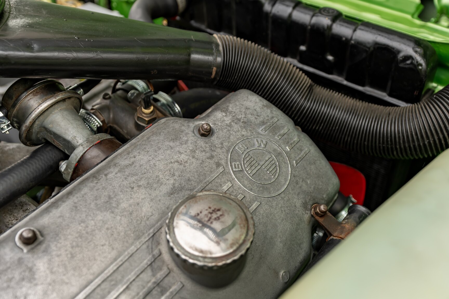 Image of 1975 BMW 2002 mechanics
