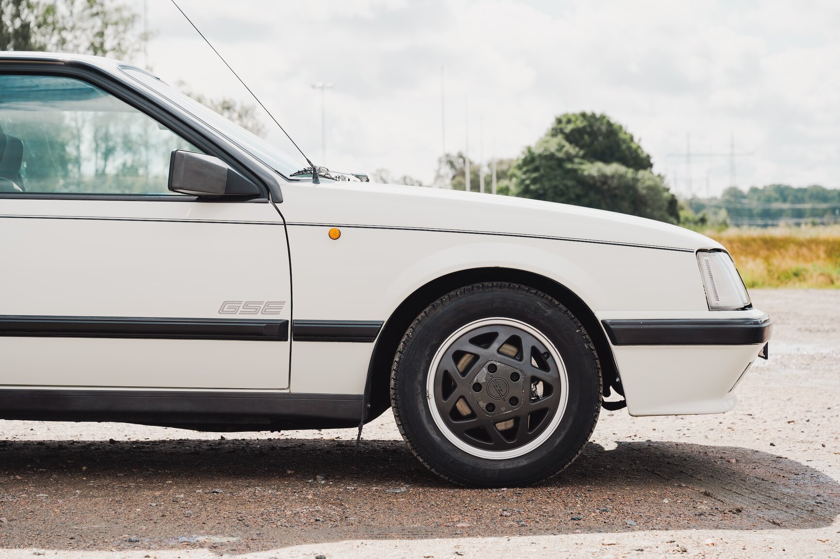 Exteriörbild på 1986 Opel Monza GSE