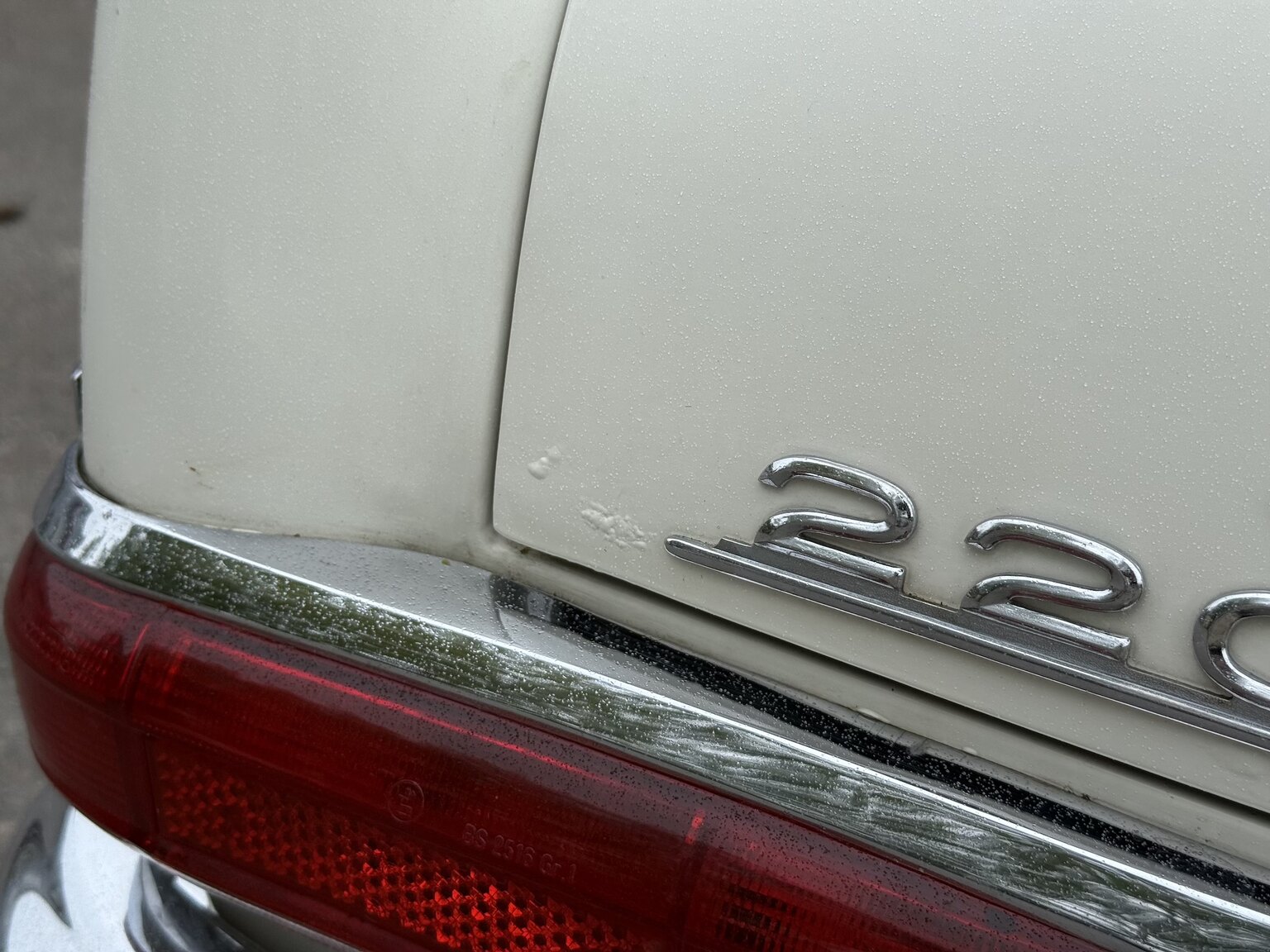 Aussenfoto 1963 Mercedes-Benz 220 SE