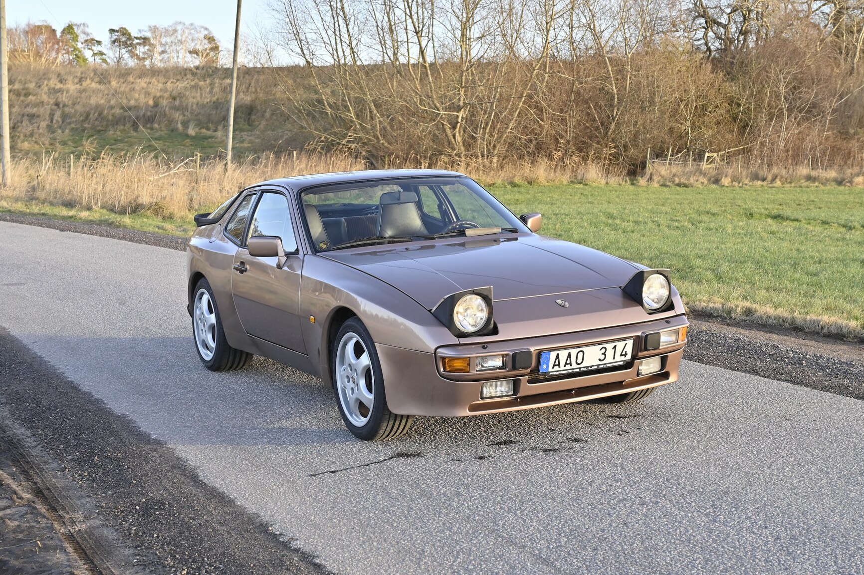 Exteriörbild på 1987 Porsche 944 Automat