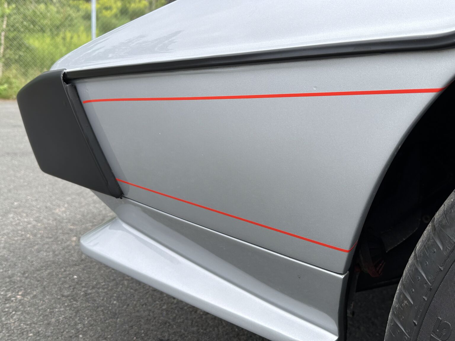 Exterior image of 1987 Lotus Esprit S3