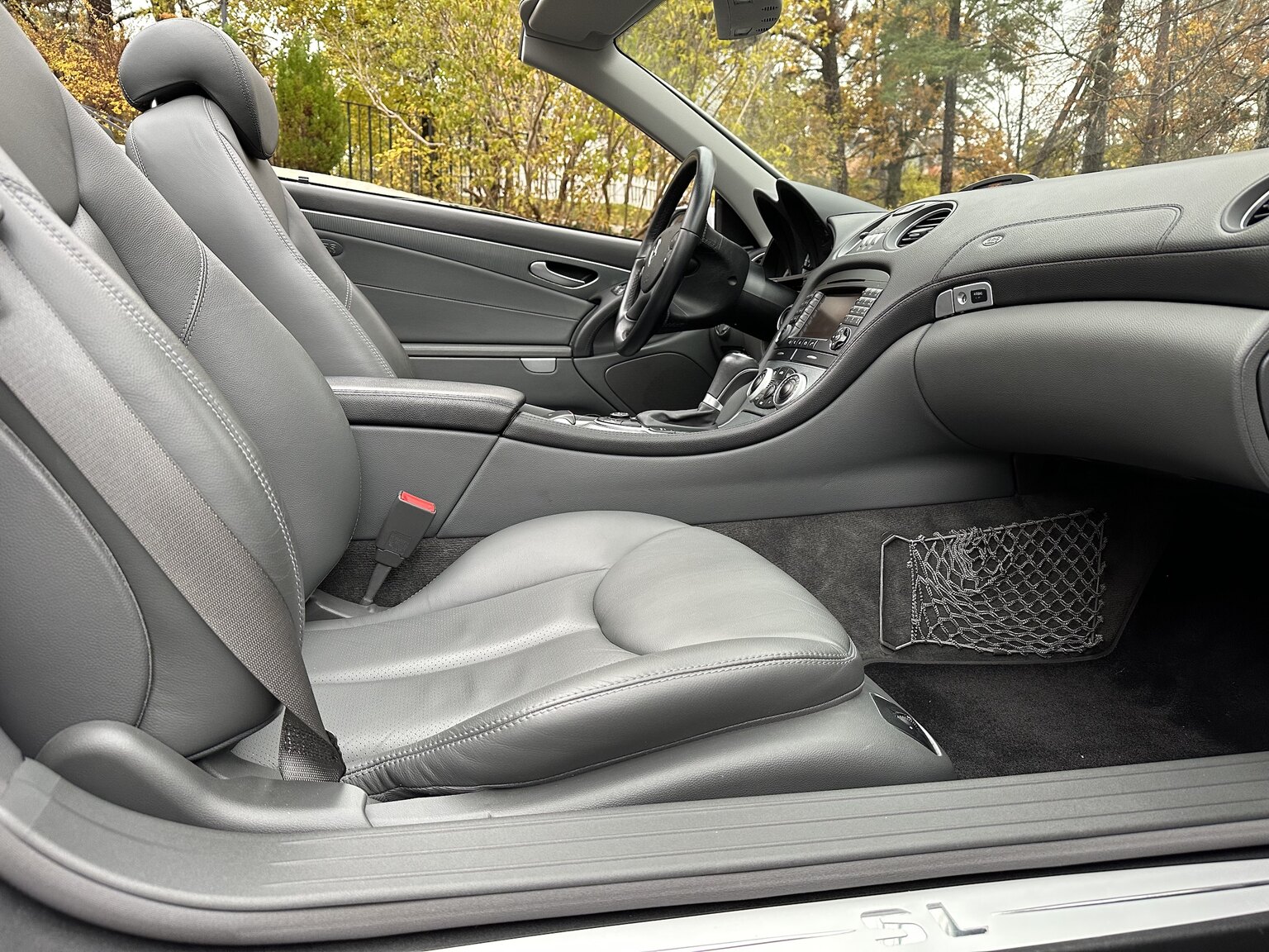 Interiörbild 2005 Mercedes-Benz SL 350