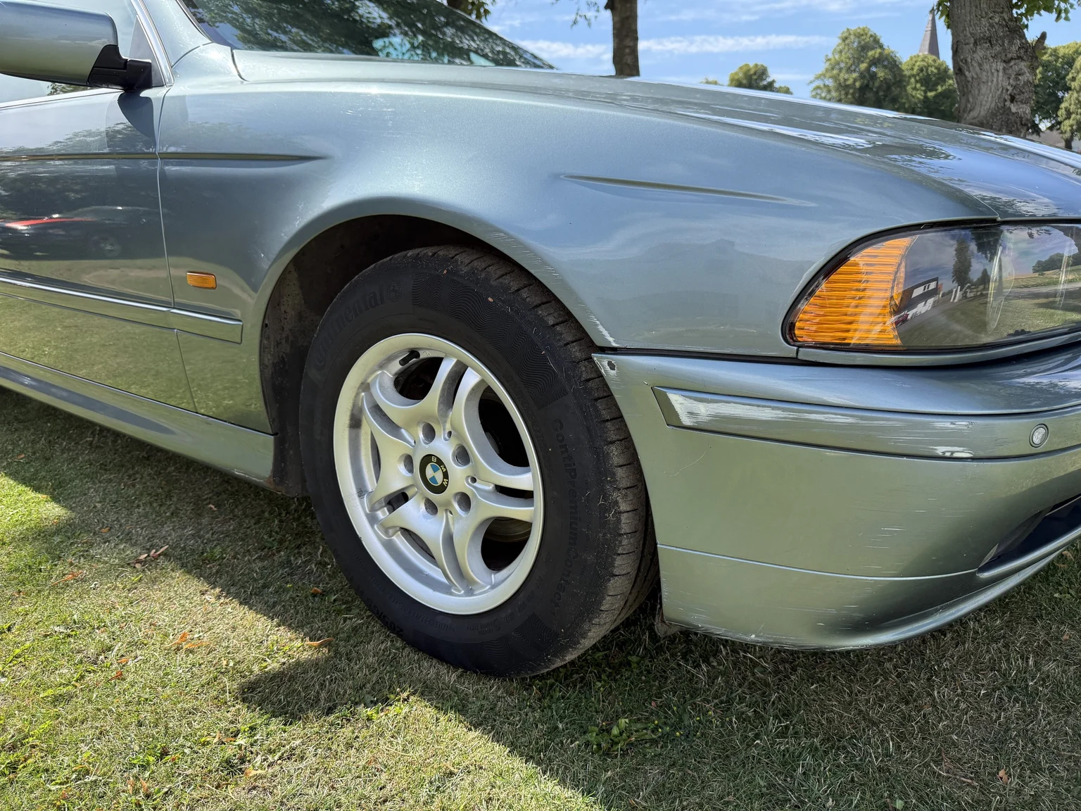 Aussenfoto 2003 BMW 525d Sedan (38)