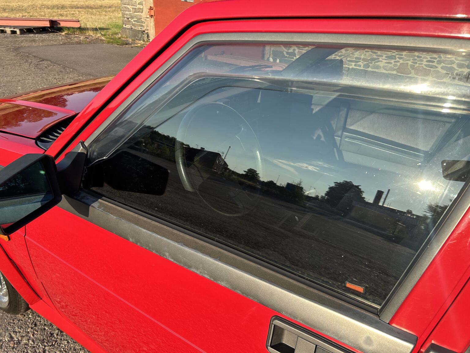 Aussenfoto 1988 Alfa Romeo 75 (12)