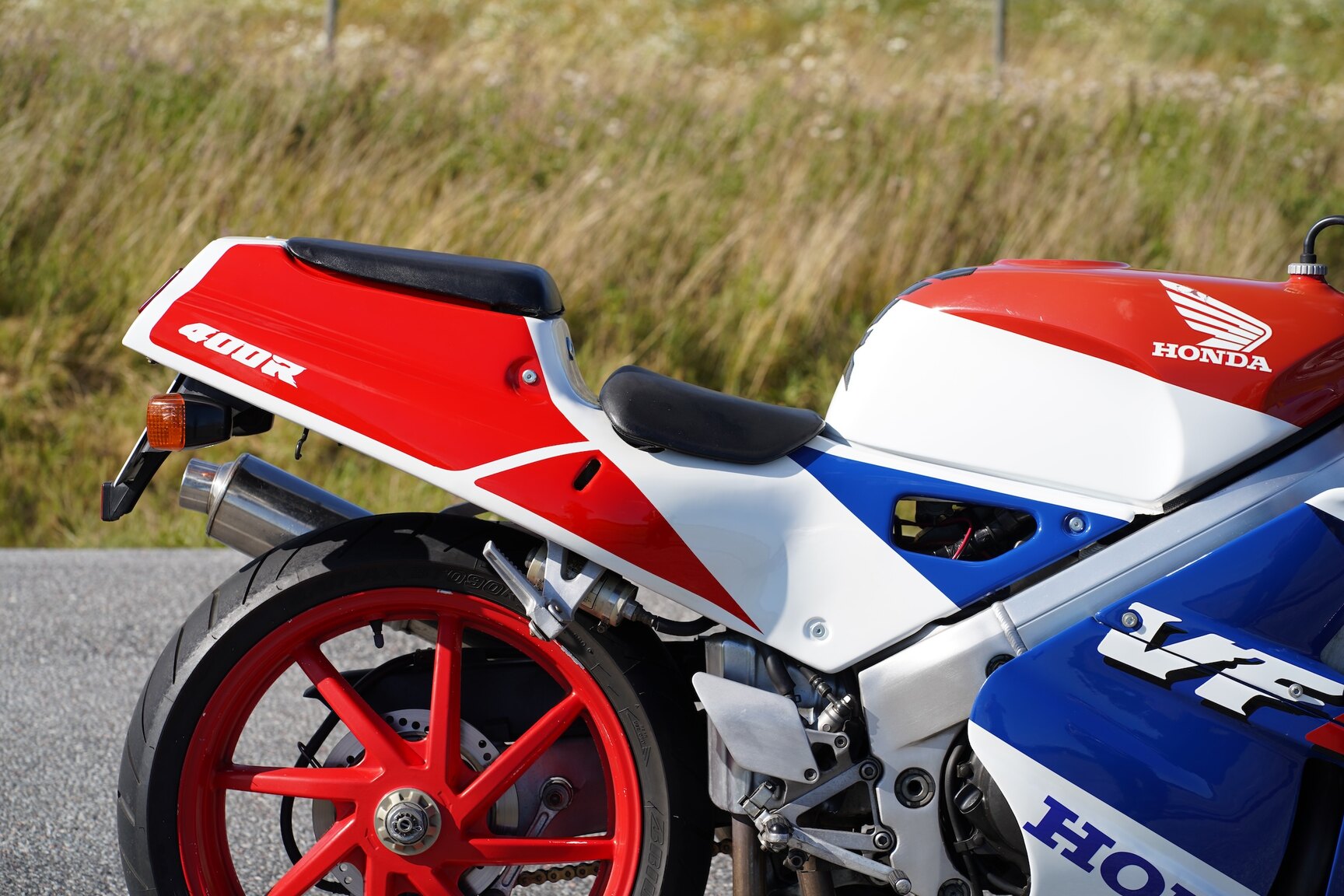 Exterior image of 1992 Honda VFR400R NC30