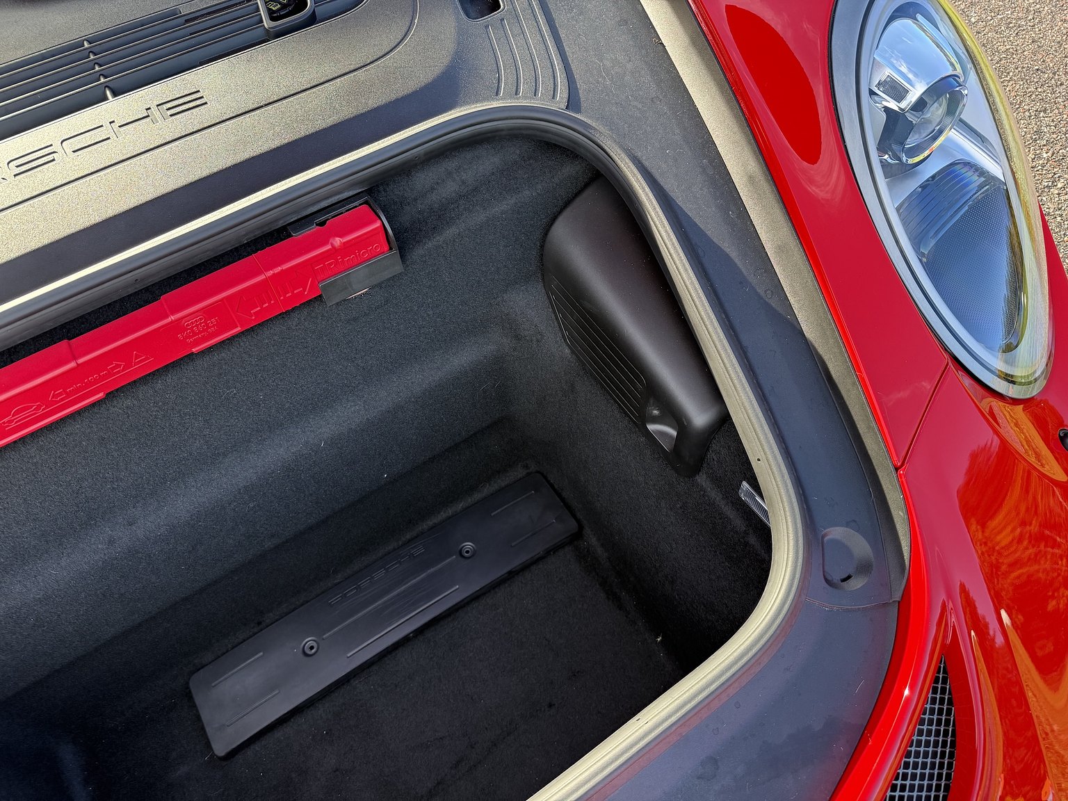 Interiörbild 2018 PORSCHE 911 GT3 (47)