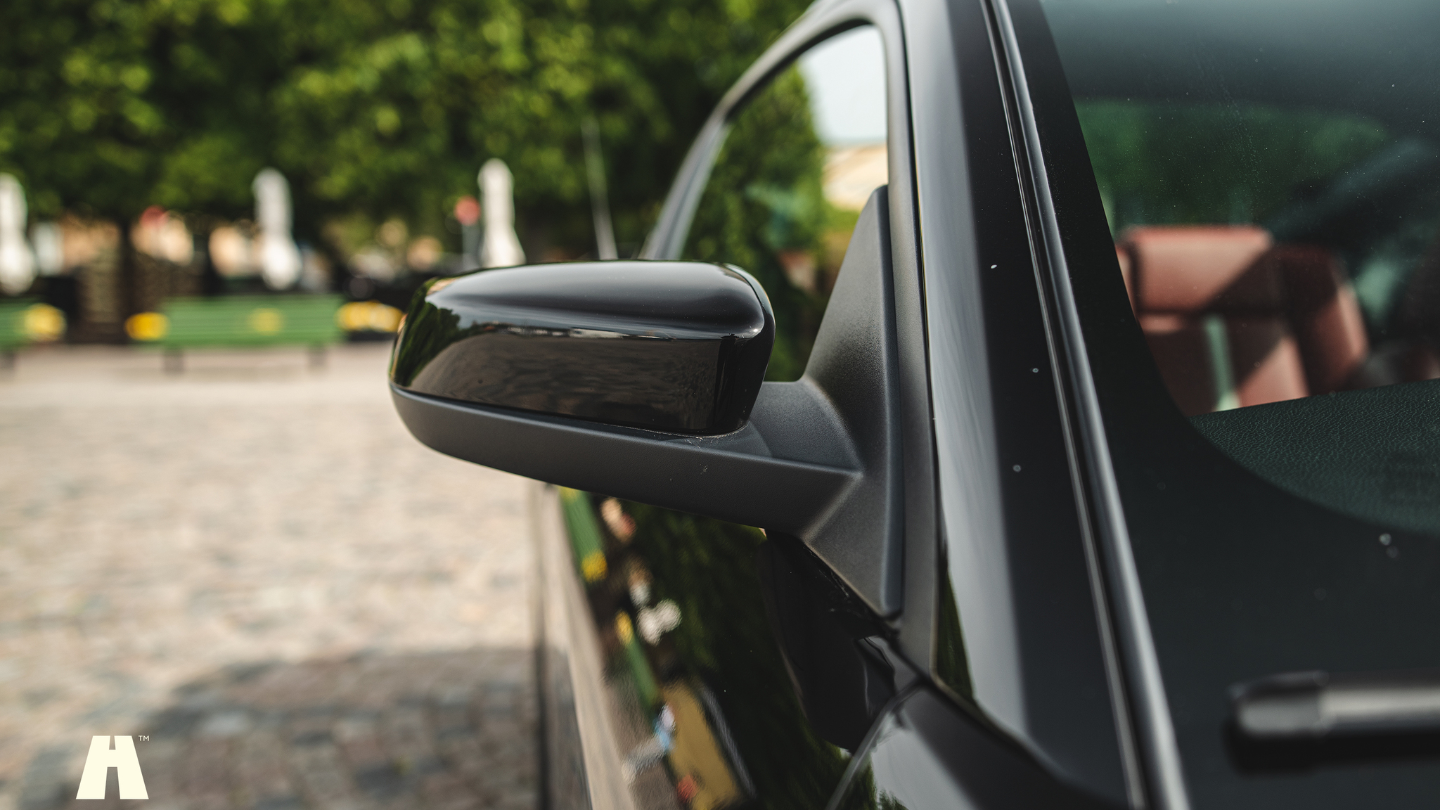 Exterior image of 2010 Ford Mustang GT 