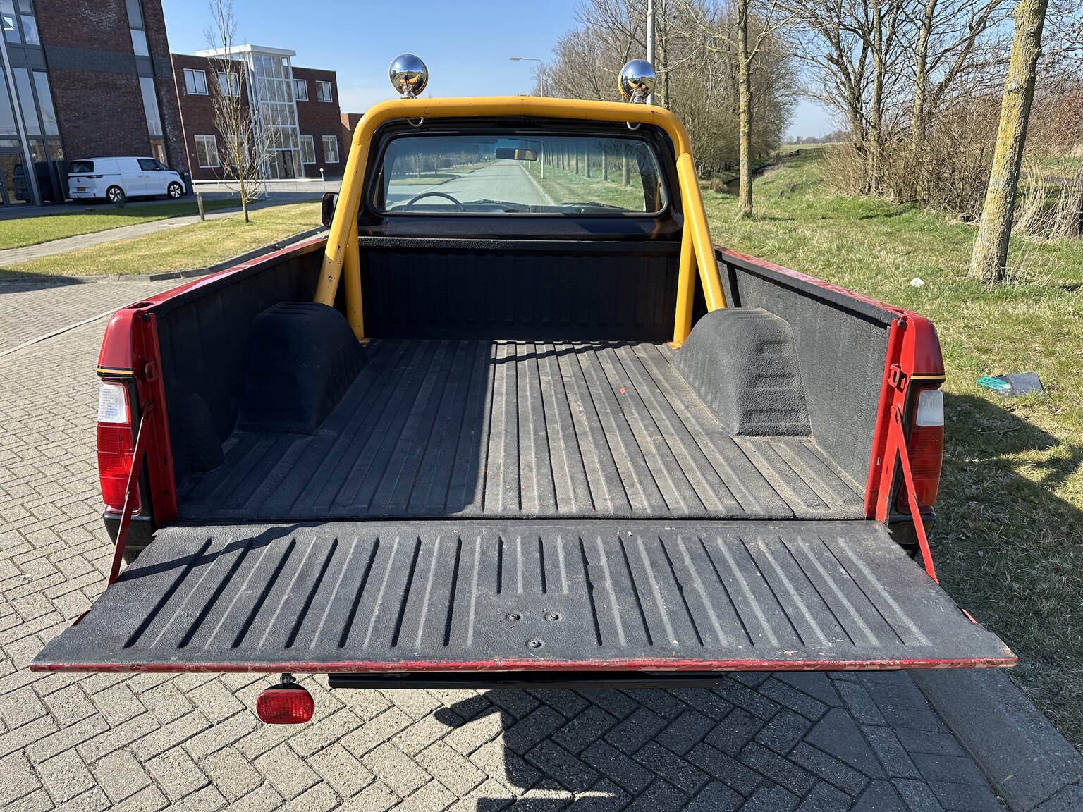 Exterior image of 1979 Dodge Power Wagon Macho