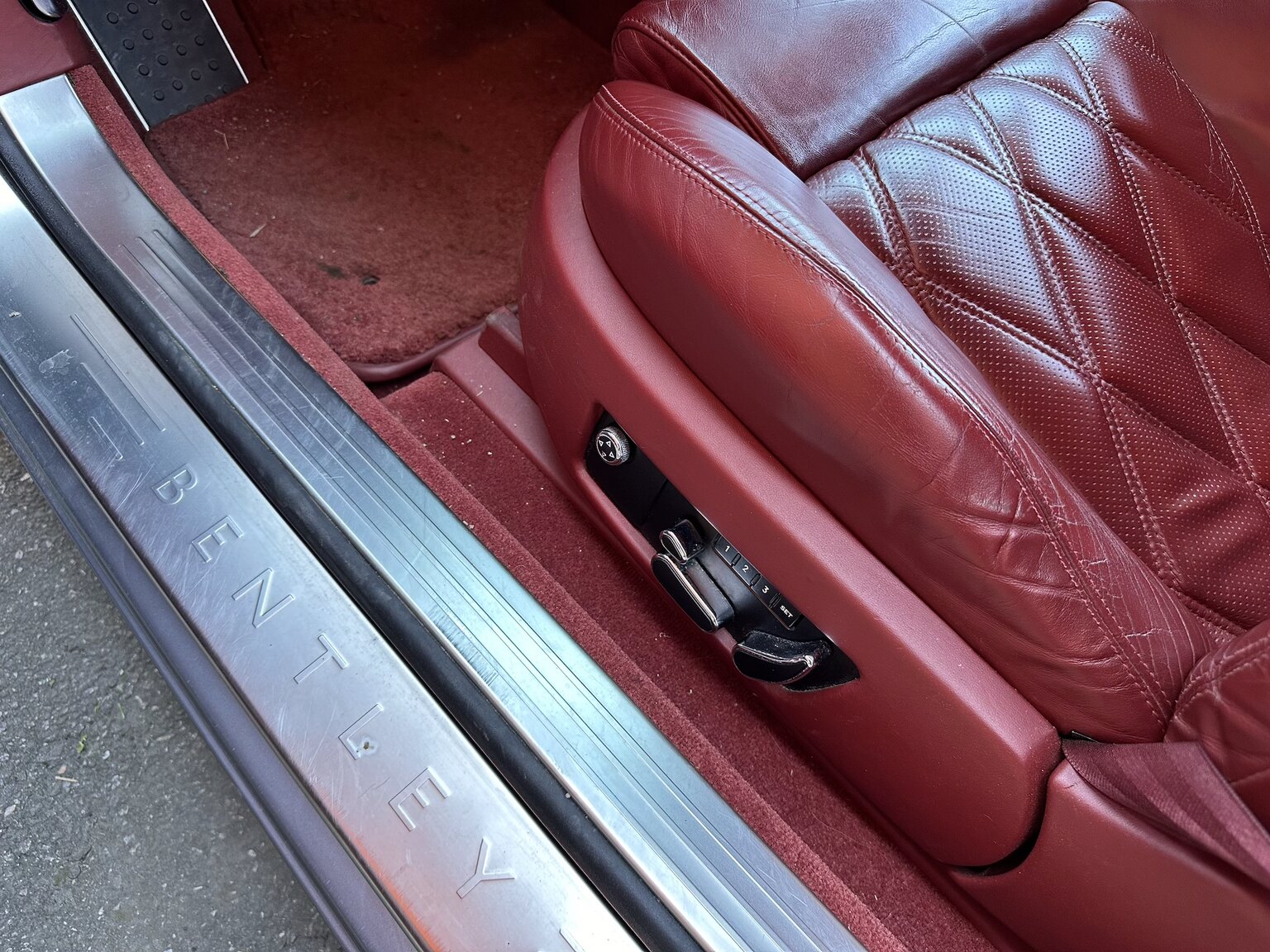 Interiörbild 2005 Bentley Continental GT