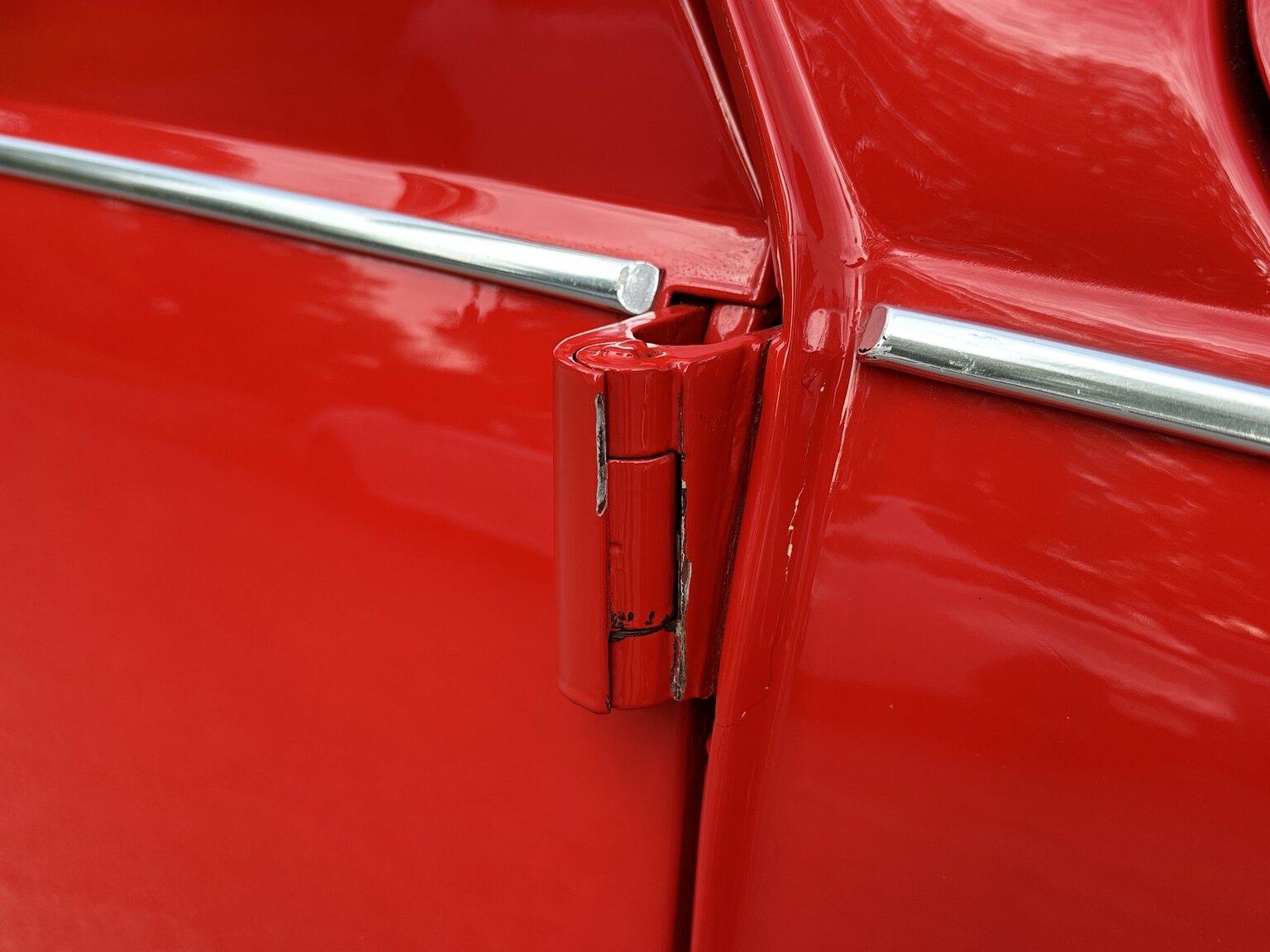 Exterior image of 1971 Volkswagen beetle 1302 cabriolet