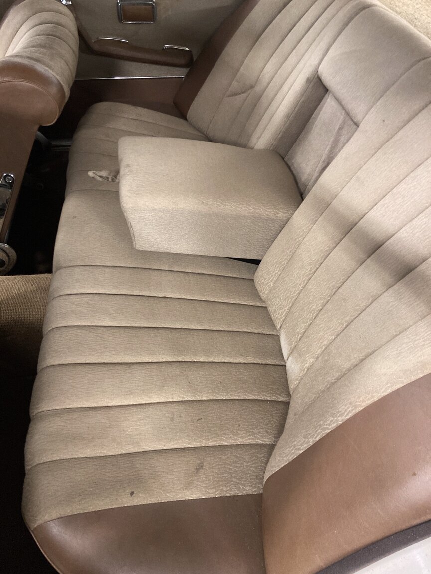 Interior image of 1966 Mercedes-Benz 250s