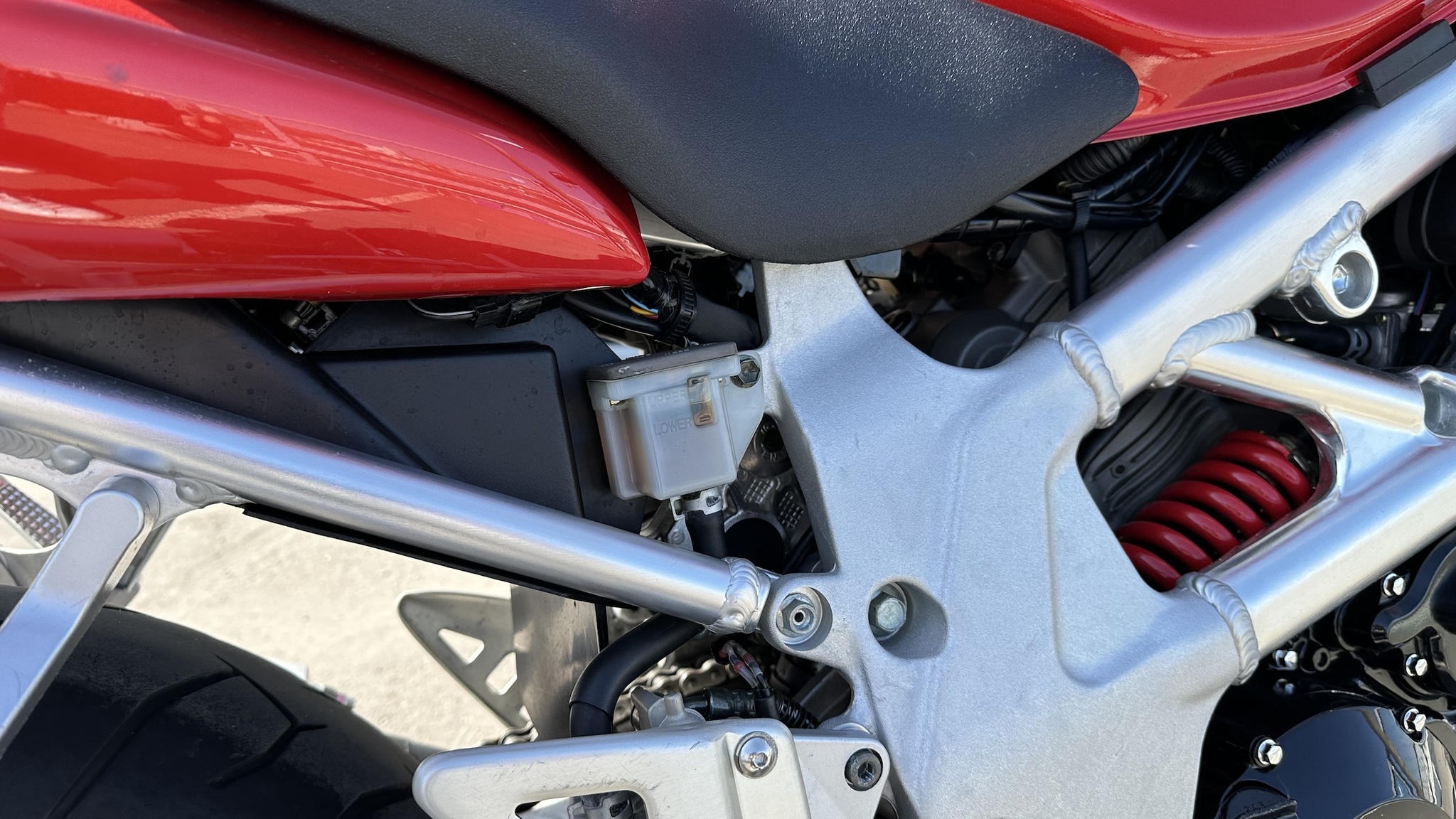 1999 Suzuki TL1000S, Mekanik