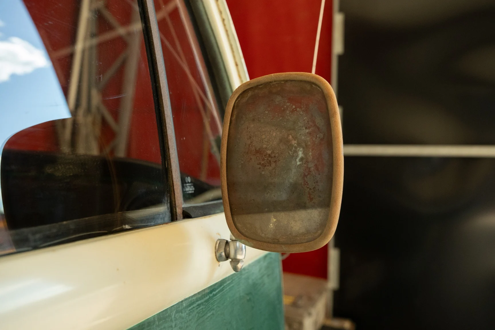 Aussenfoto 1974 Volkswagen Typ 2 Bay Window (30)