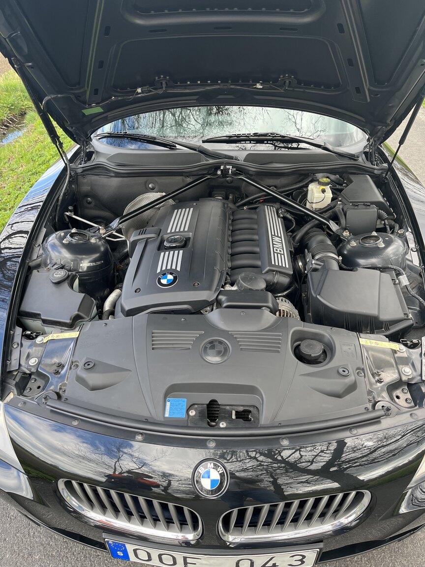 Image of 2007 BMW Z4 3.0Si Coupé mechanics