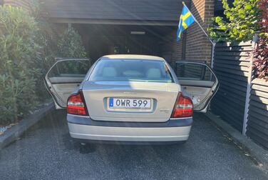 Exteriörbild på 1999 Volvo S80