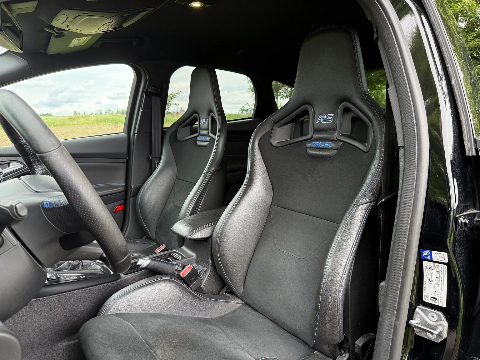 Interiörbild 2016 Ford Focus RS (12)