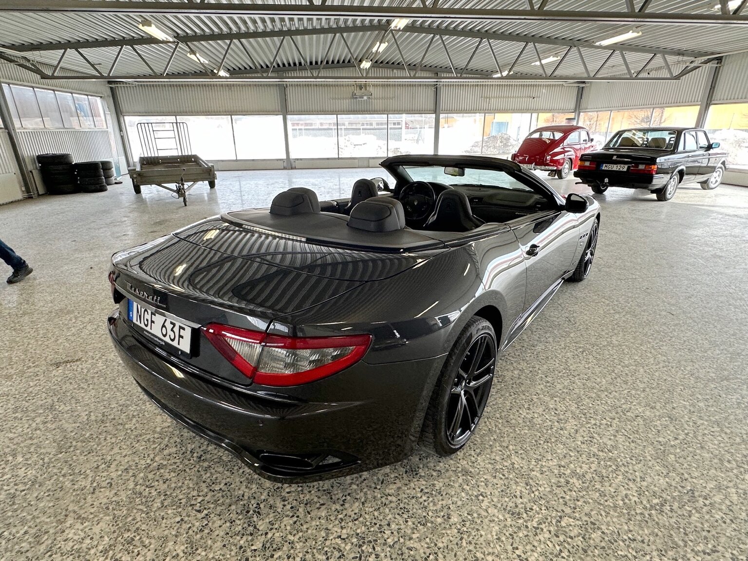 Exteriörbild på 2016 Maserati Grancabrio (5)