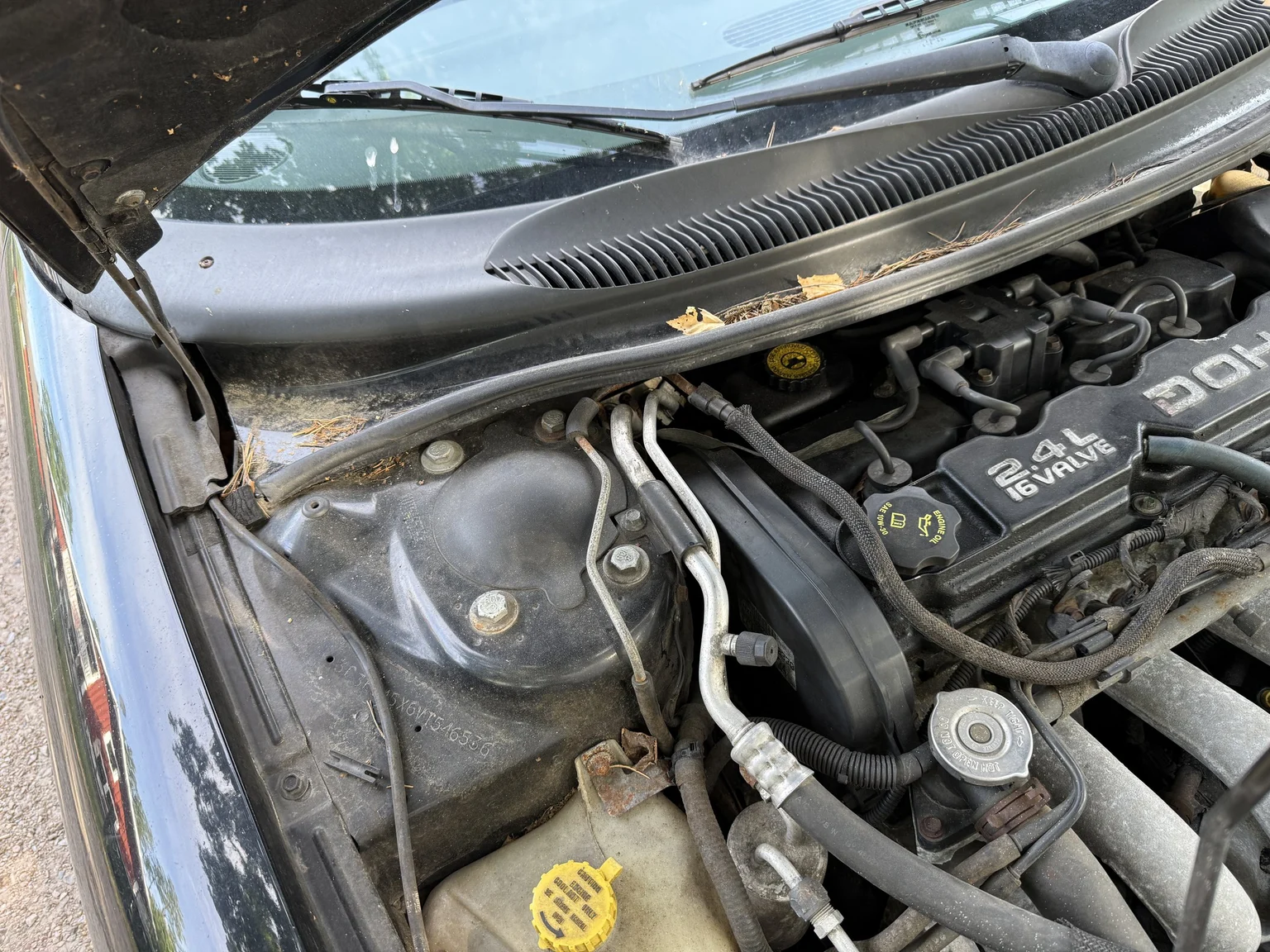 Image of 1997 Chrysler Sebring Cabriolet (6) mechanics