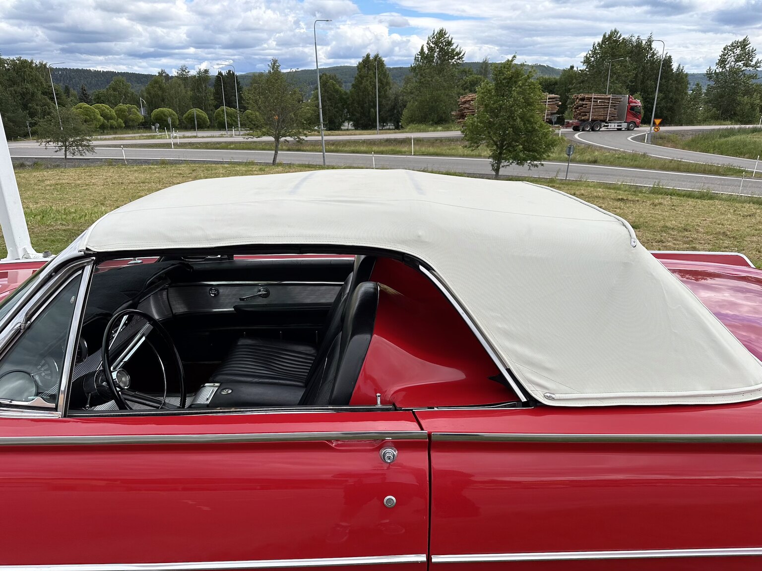 Exteriörbild på 1962 Ford Thunderbird Convertible