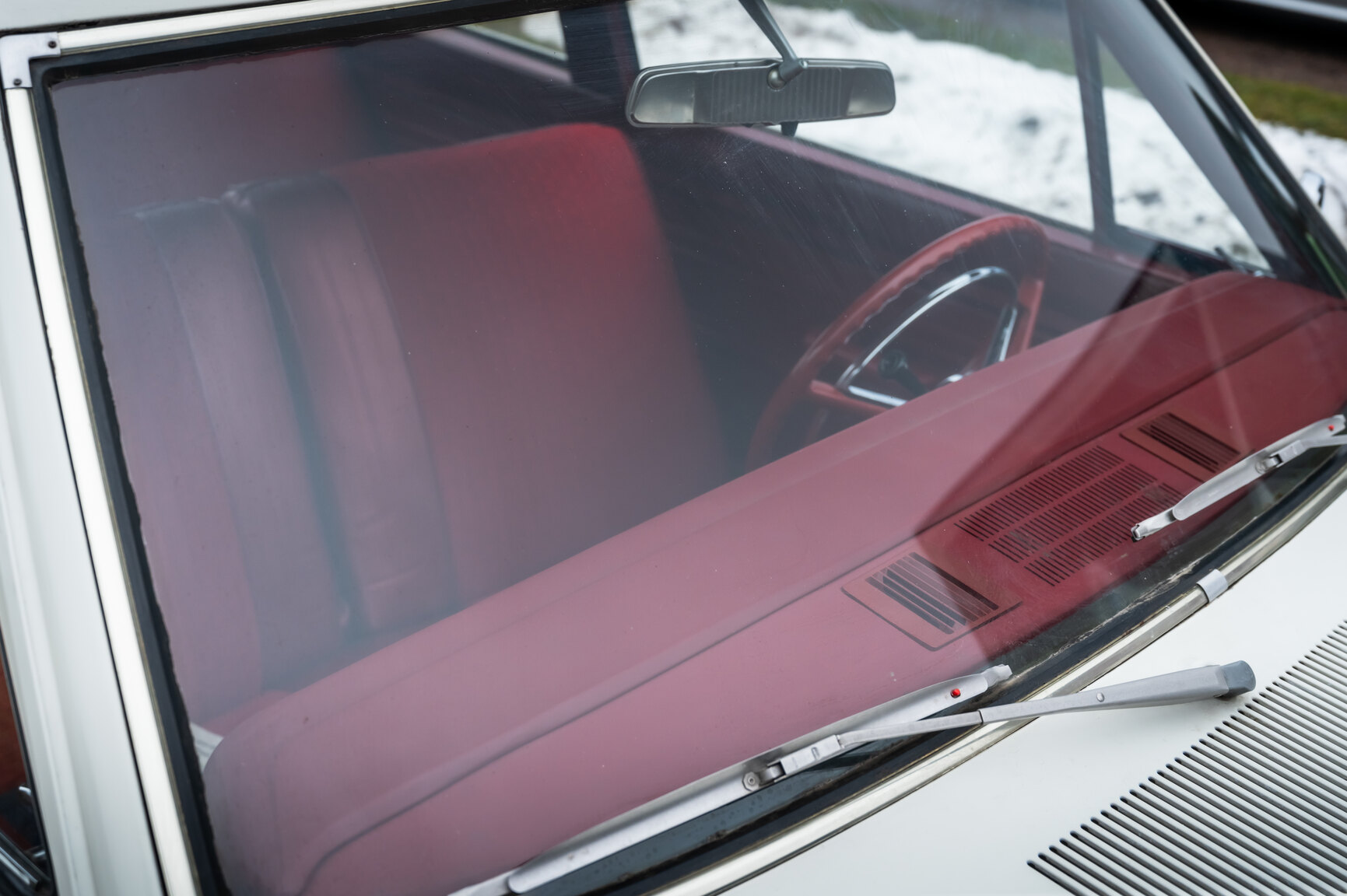Exteriörbild på 1967 Plymouth Valiant V 100 Sedan